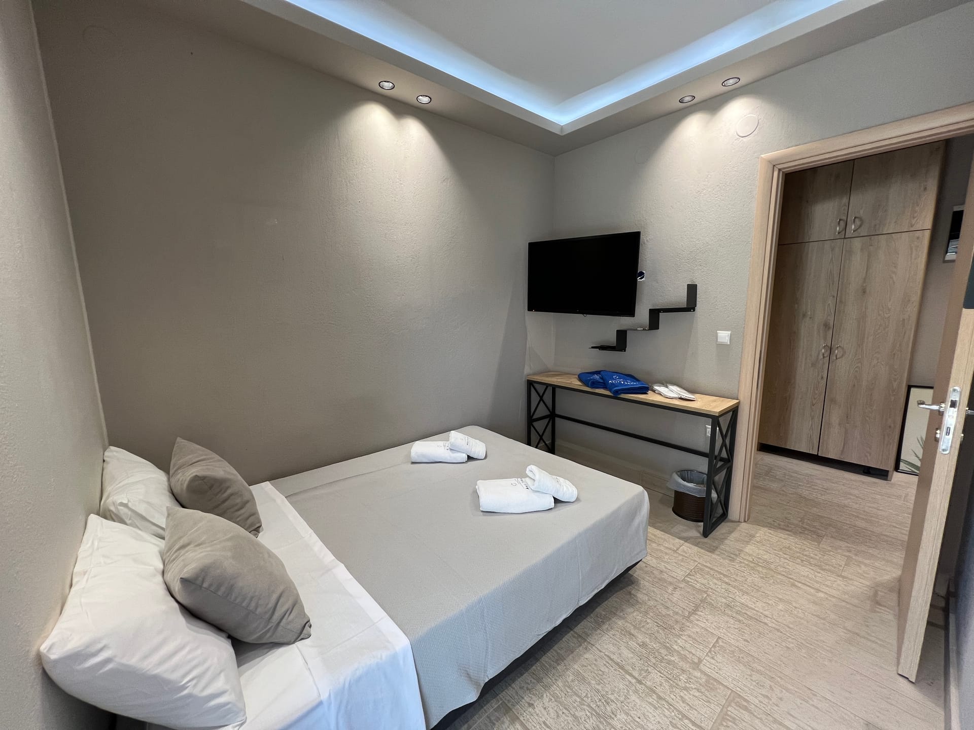 Two Bedroom Studio with Sea View