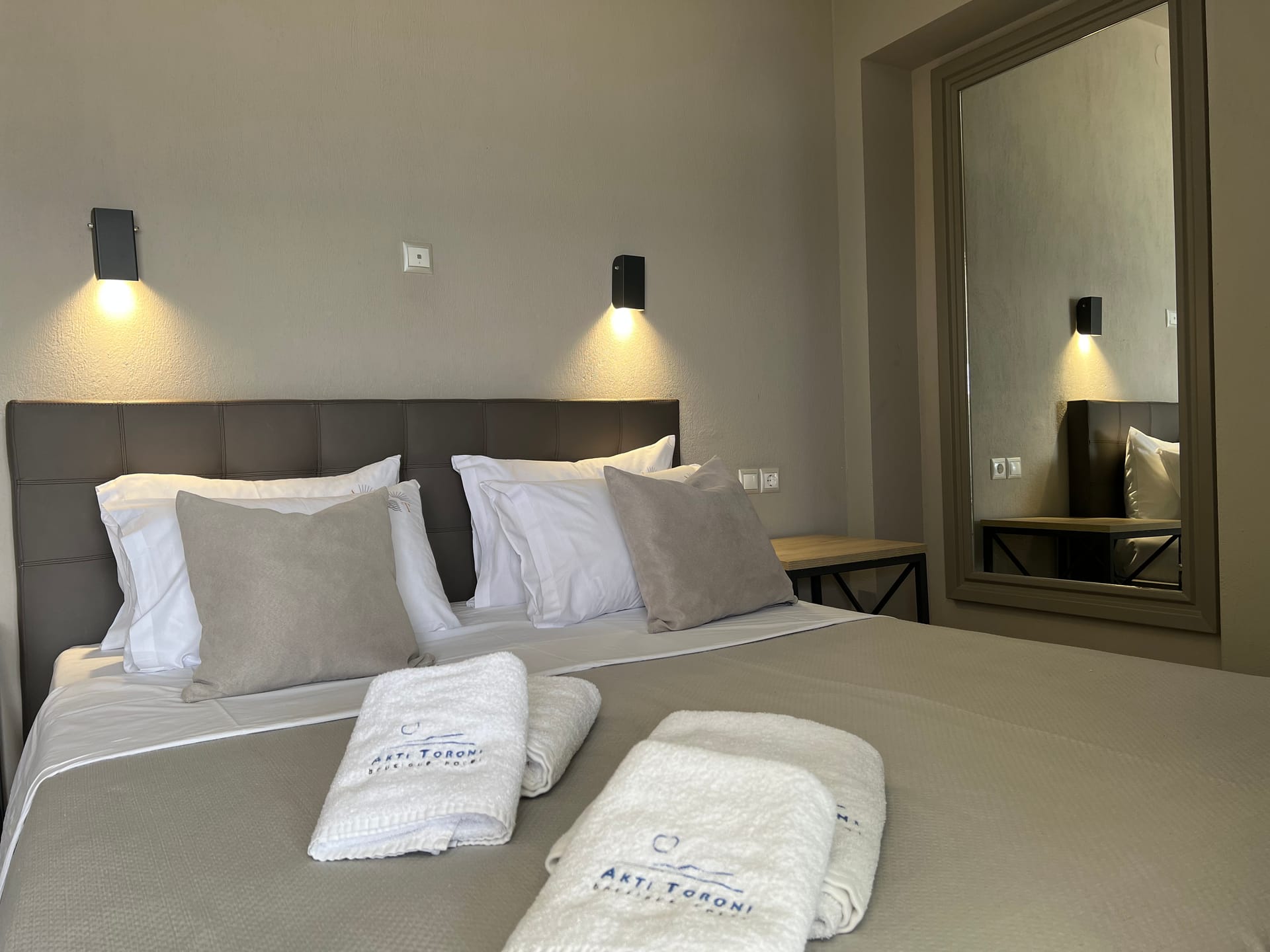 Two Bedroom Studio with Sea View