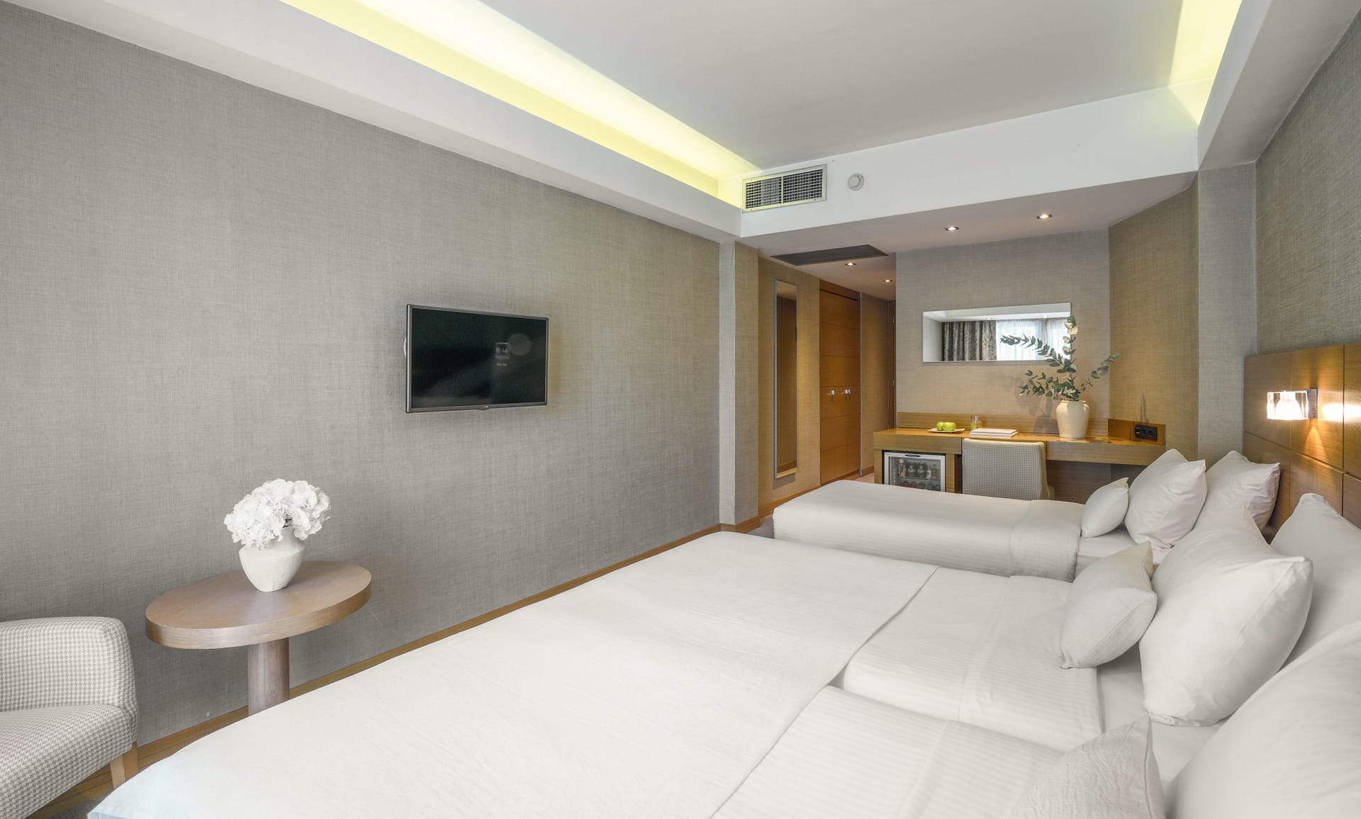 Deluxe Triple Room