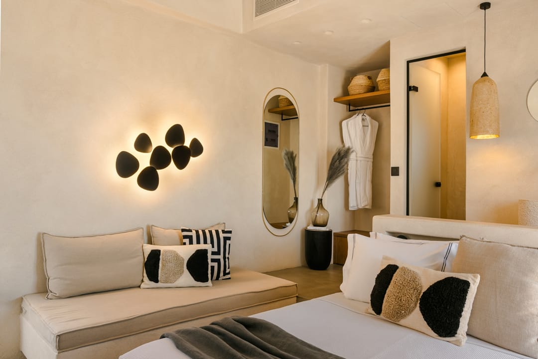 Panoramic Mini-Suite Sea View with hot tub