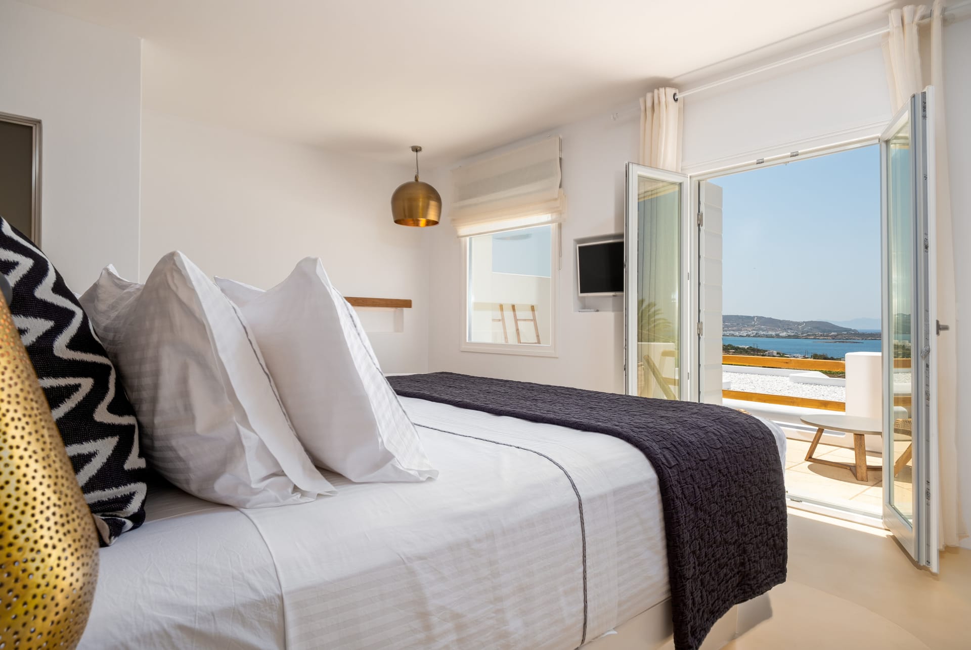 Supreme Suite with Infinity Private Pool and Sea View - ANNEX