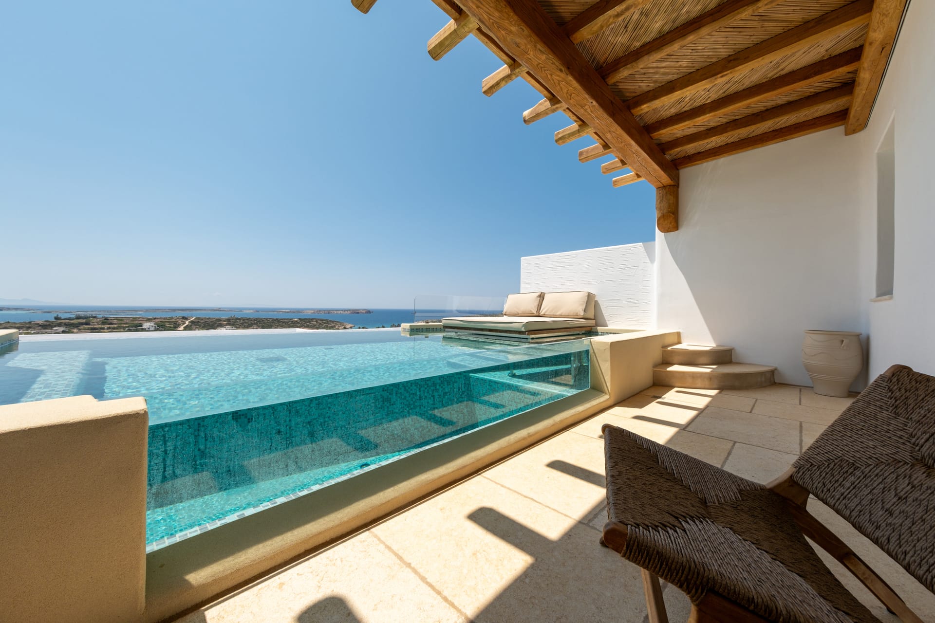 Unique Suite with Infinity Private Pool and Sea View - ANNEX