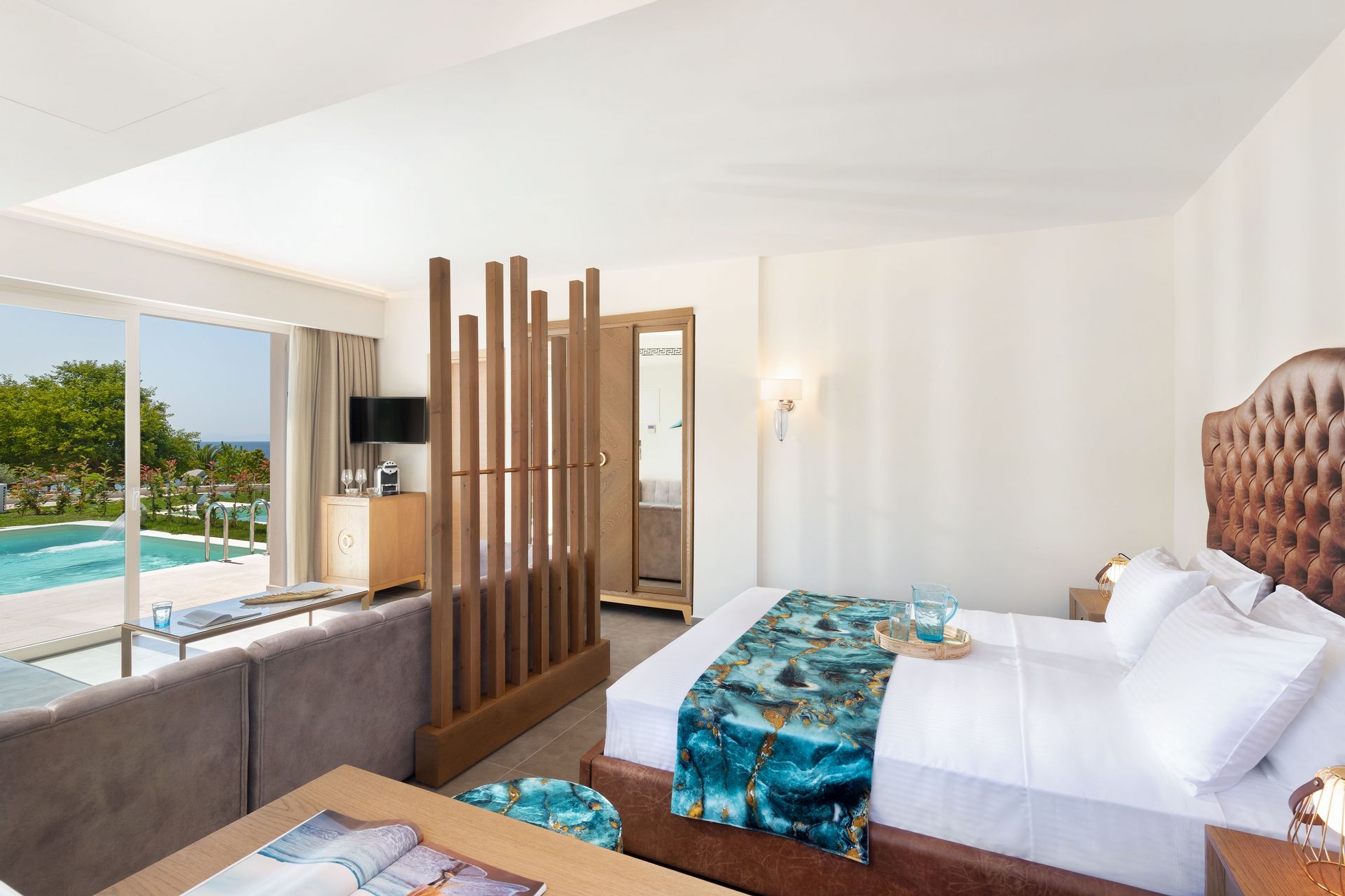 Junior Suite Sea View with Private pool