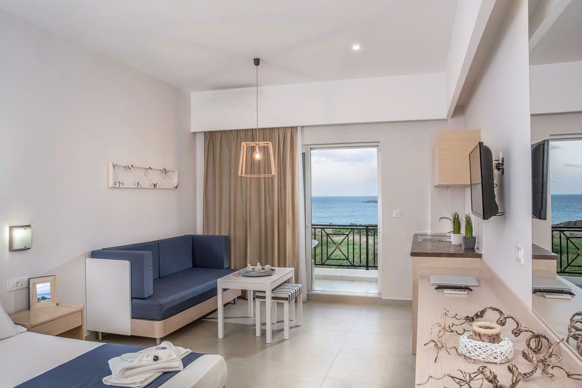 Superior Studio with Sea View - Ground Floor