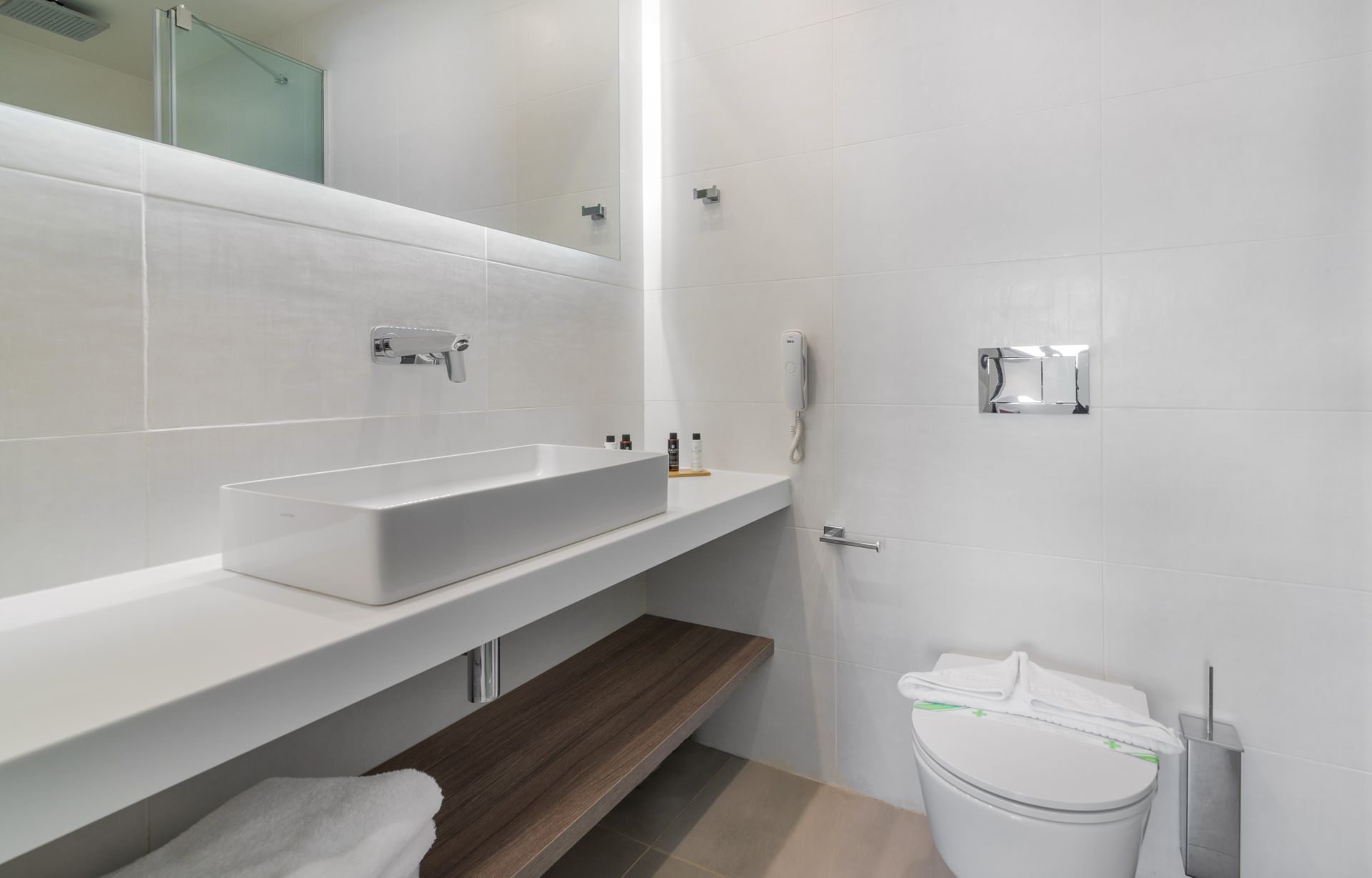 Double Garden/Courtyard  View Room