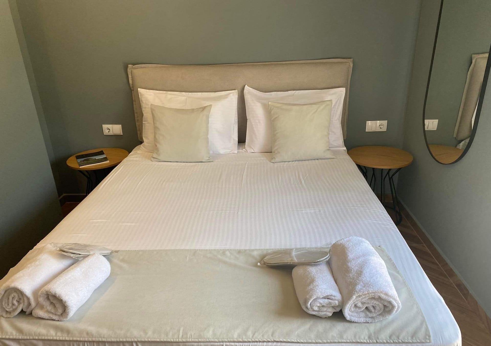 Premium luxury Suite /Emmanouil