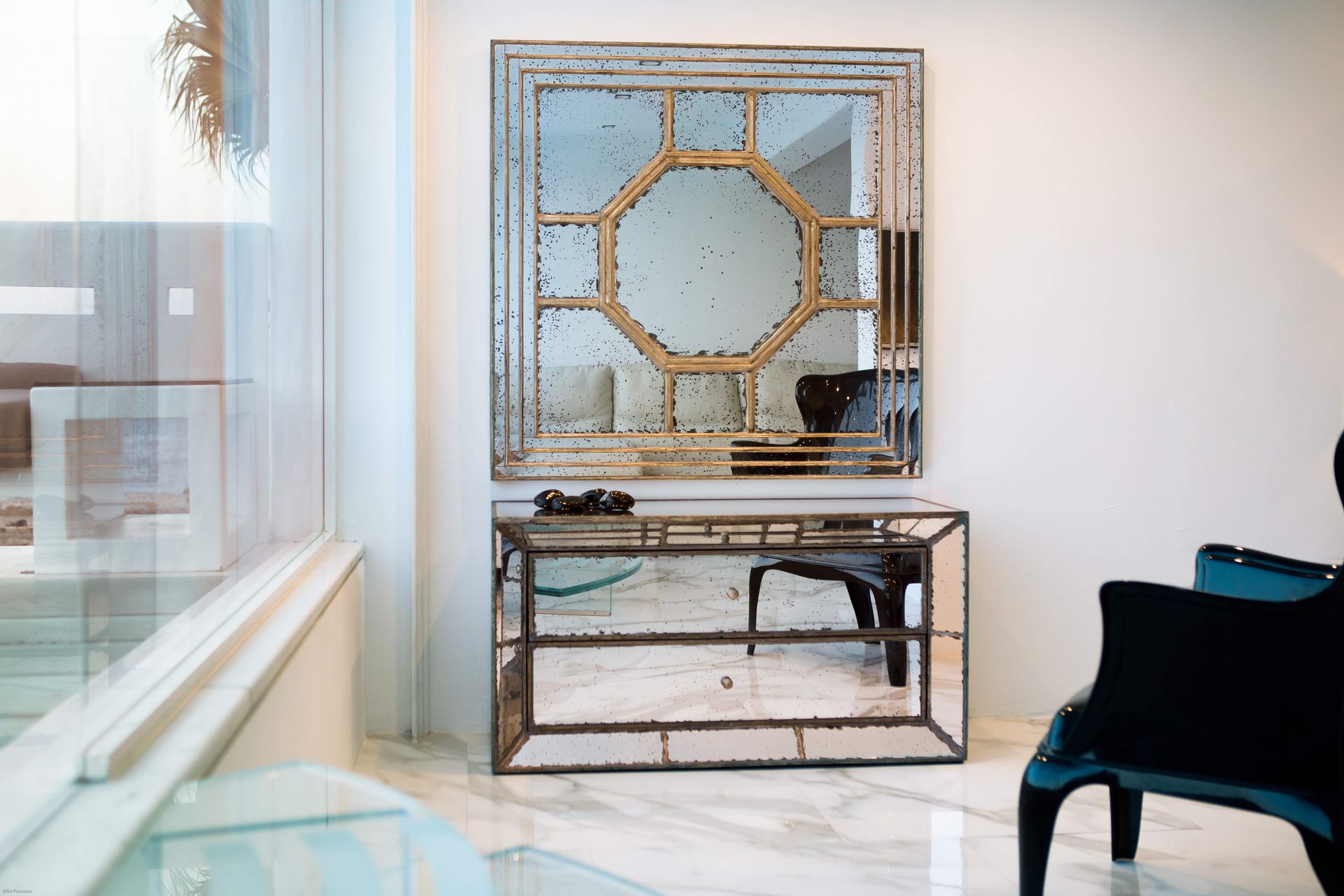 Signature Suite 130 Sea View with Private Glass Pool