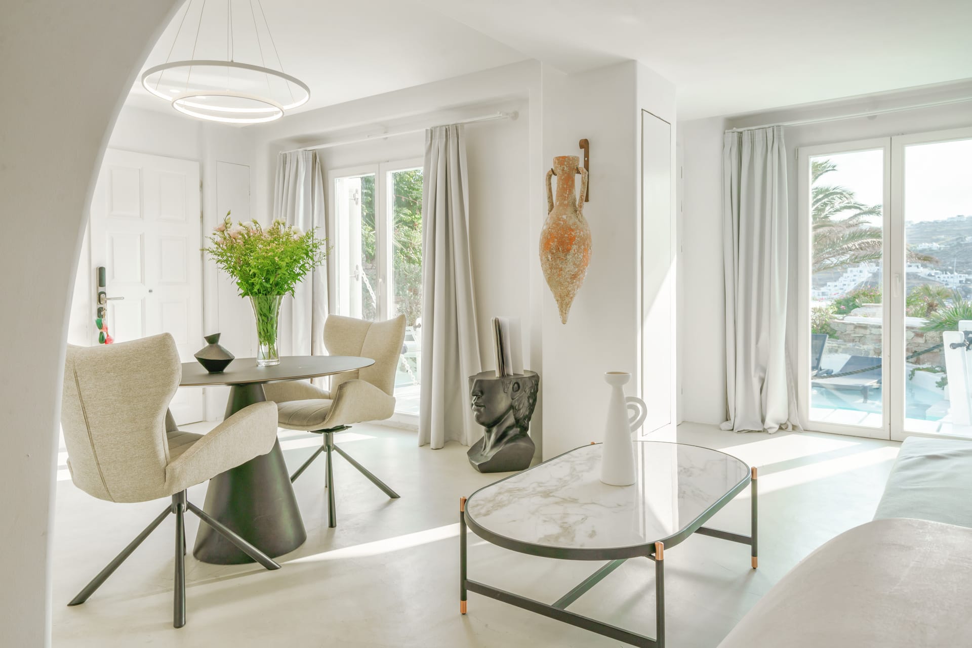 Two Bedroom Suite with Sea View &amp; Pool