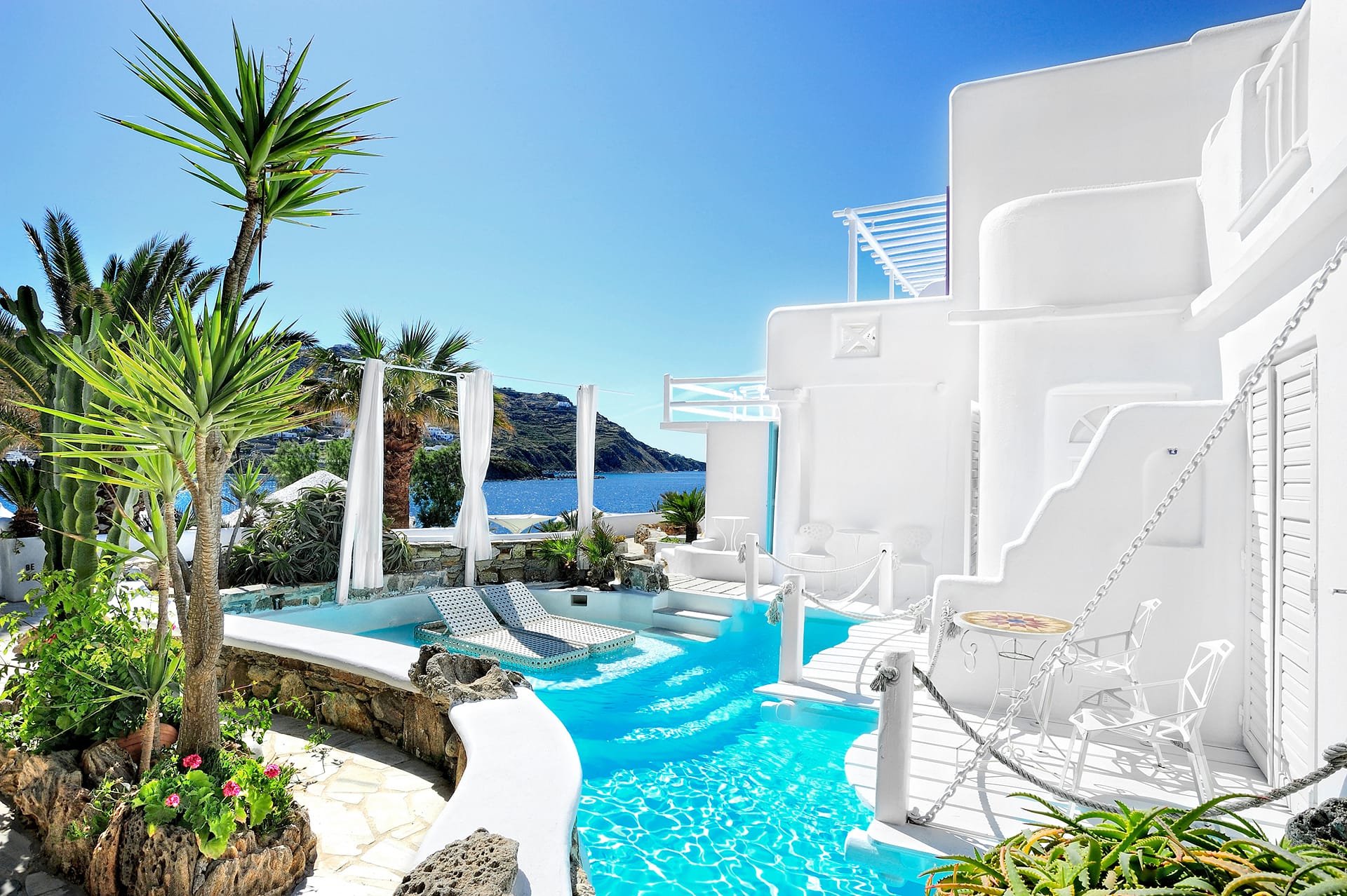 Two Bedroom Suite with Sea View & Pool