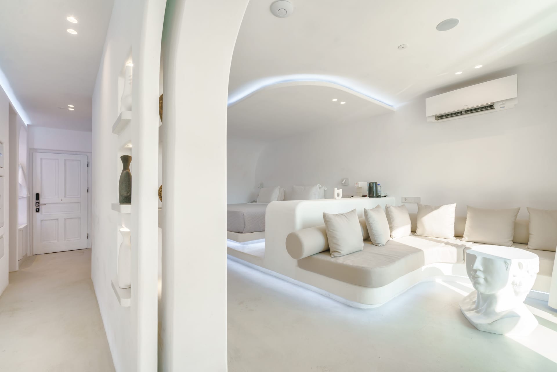 Kivotos Two Bedroom Suite with Sea view