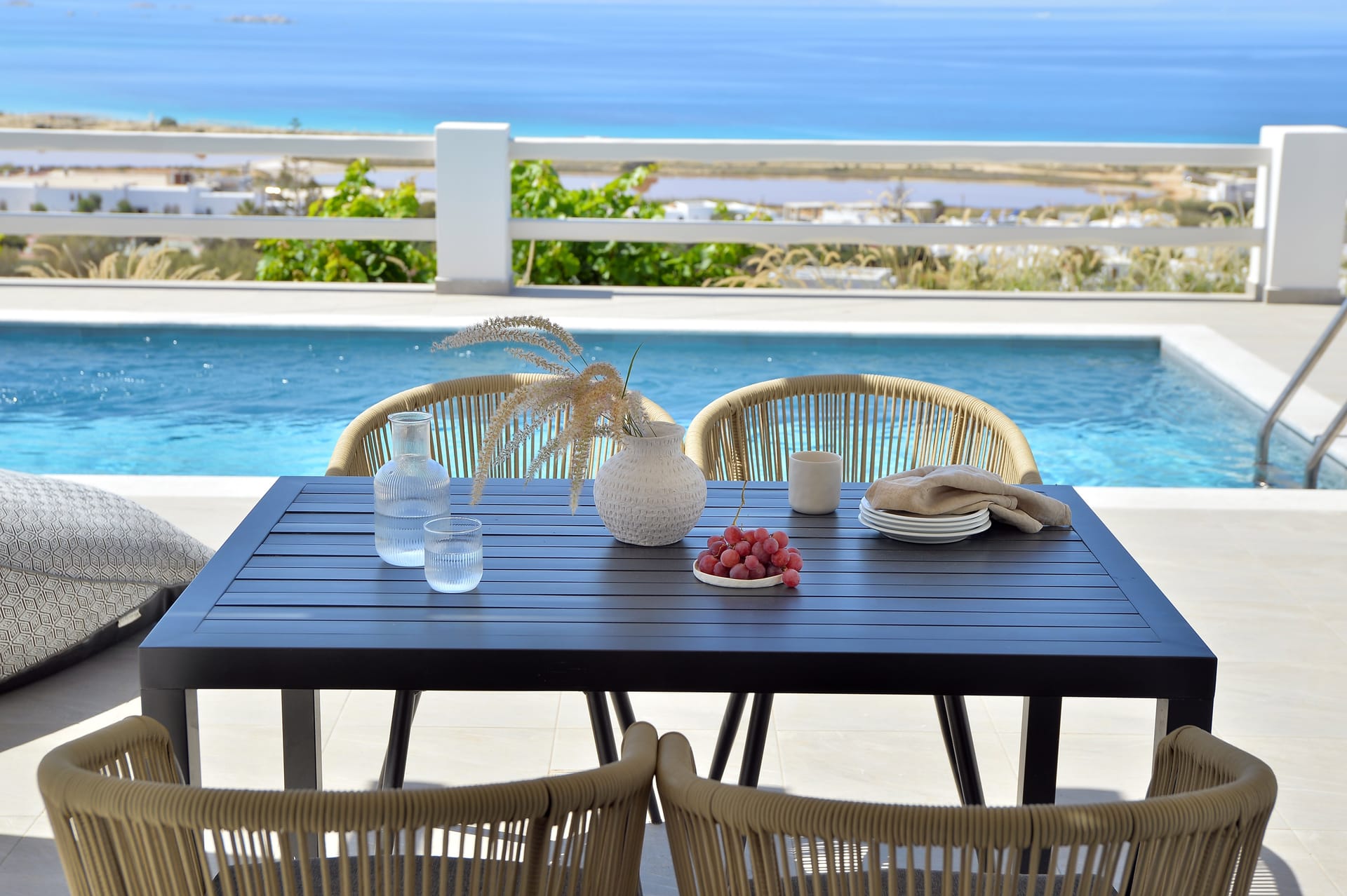 2-Room Sea View Suite with Private Pool