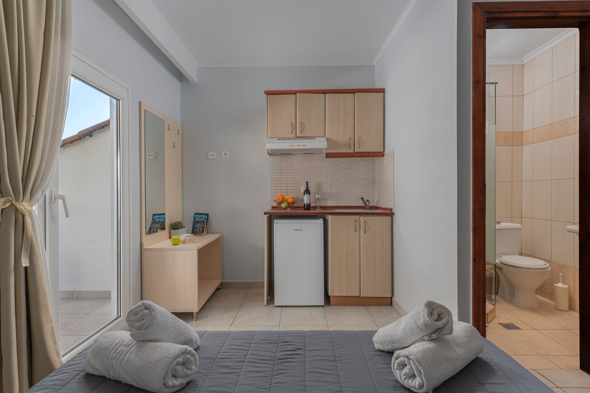 One Bedroom Apartment