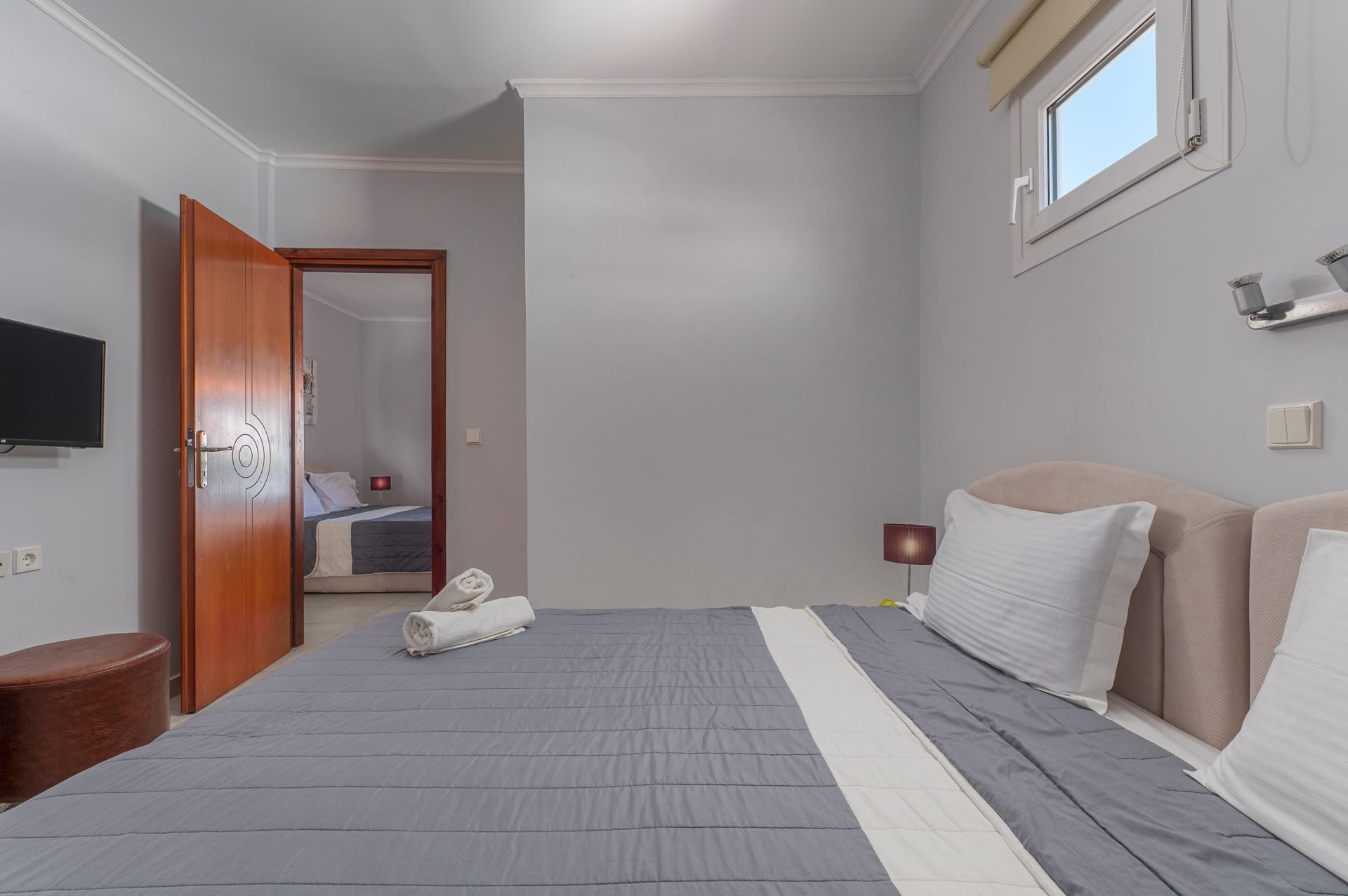 One Bedroom Apartment