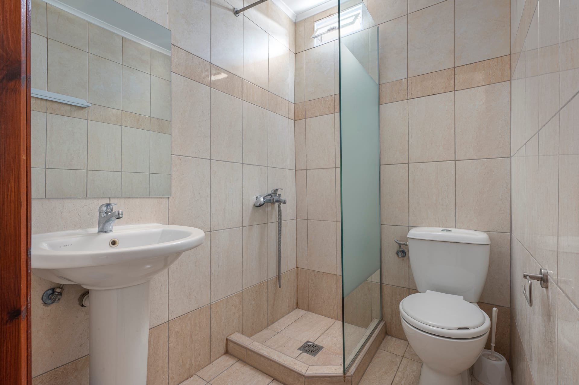 One Bedroom Apartment