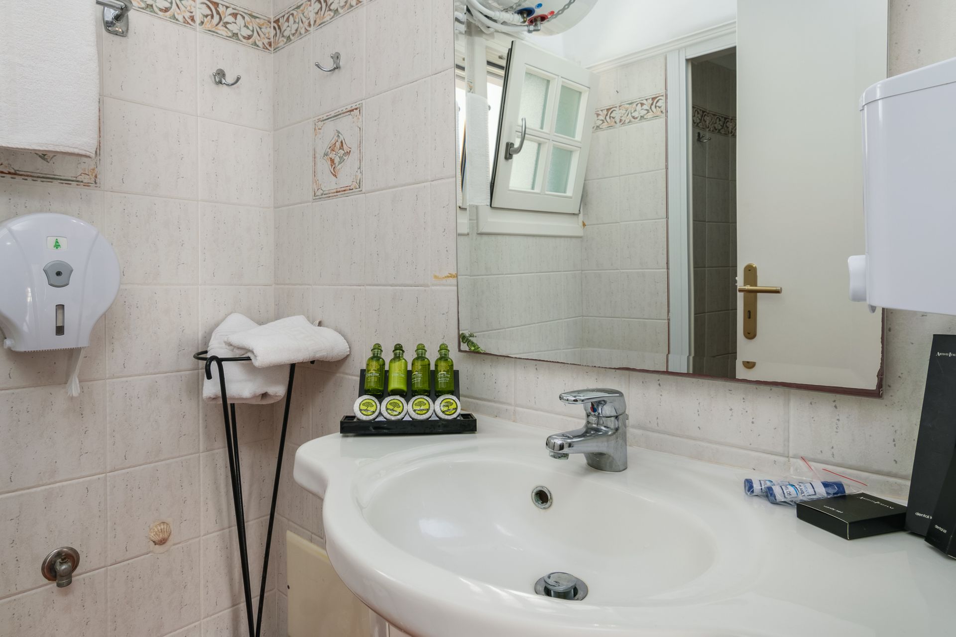 Maisonette with Village View