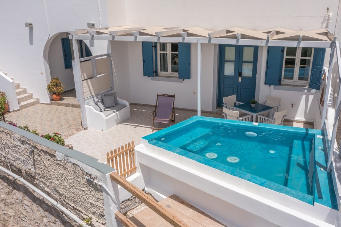 Superior House with Mini Pool