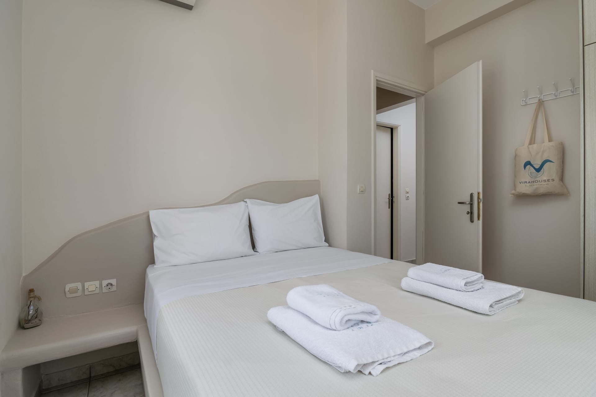 Two Double-Bedroom Apartment