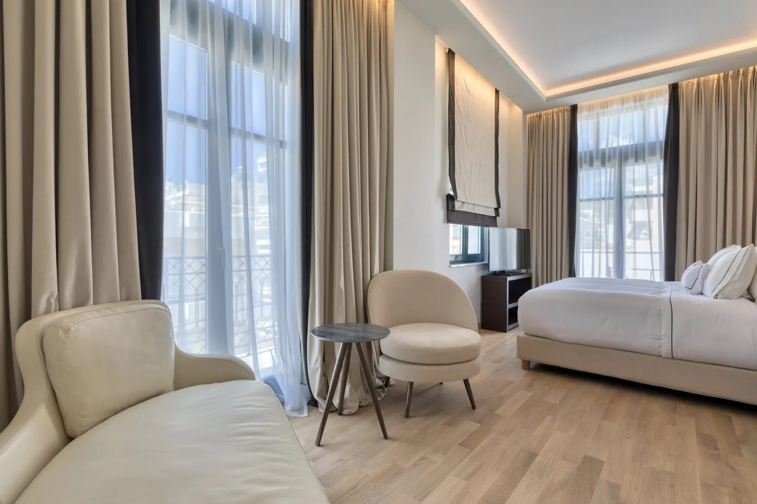 Junior Suite Side Sea View