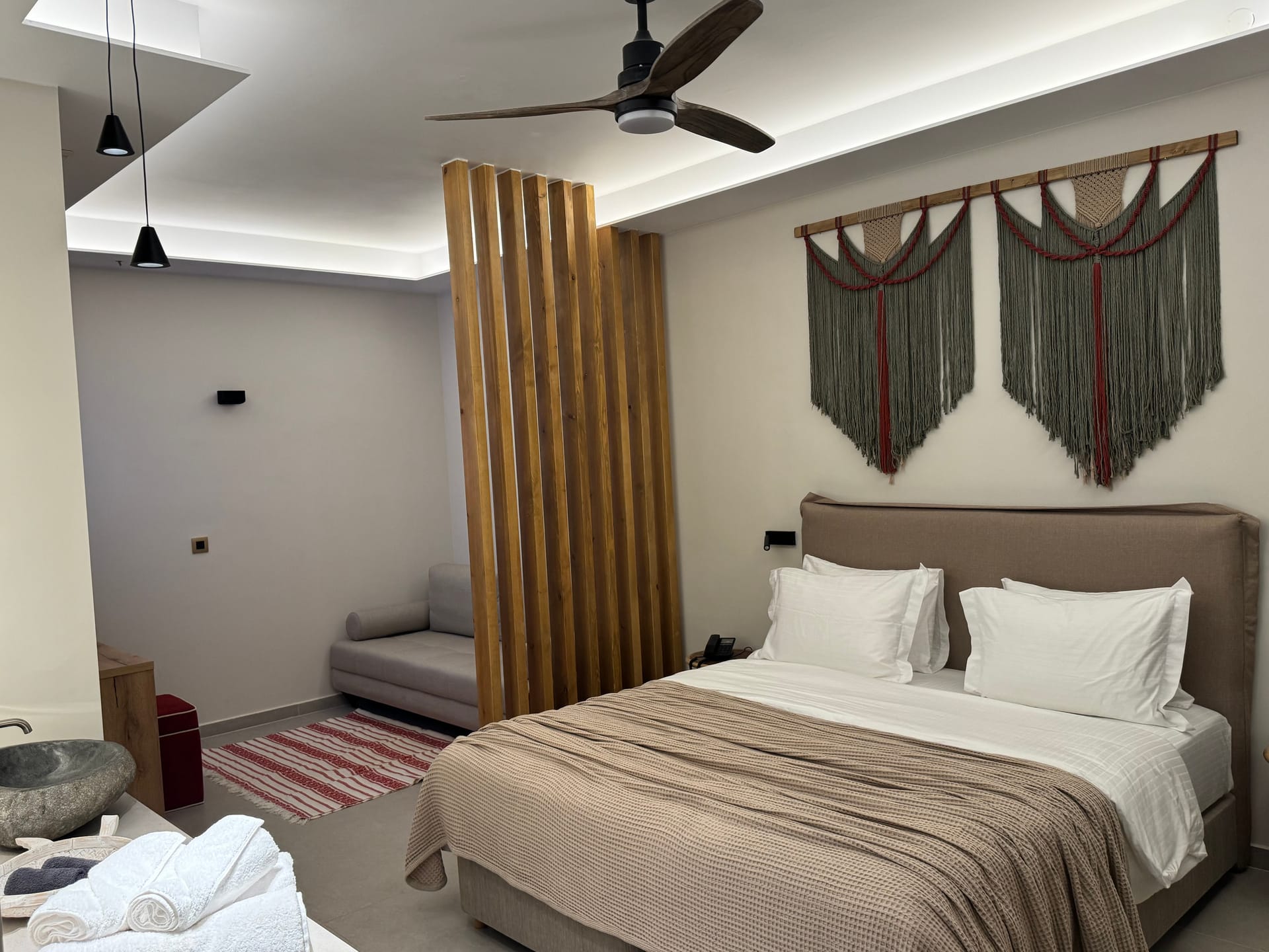 Cozy Double Room with Land View
