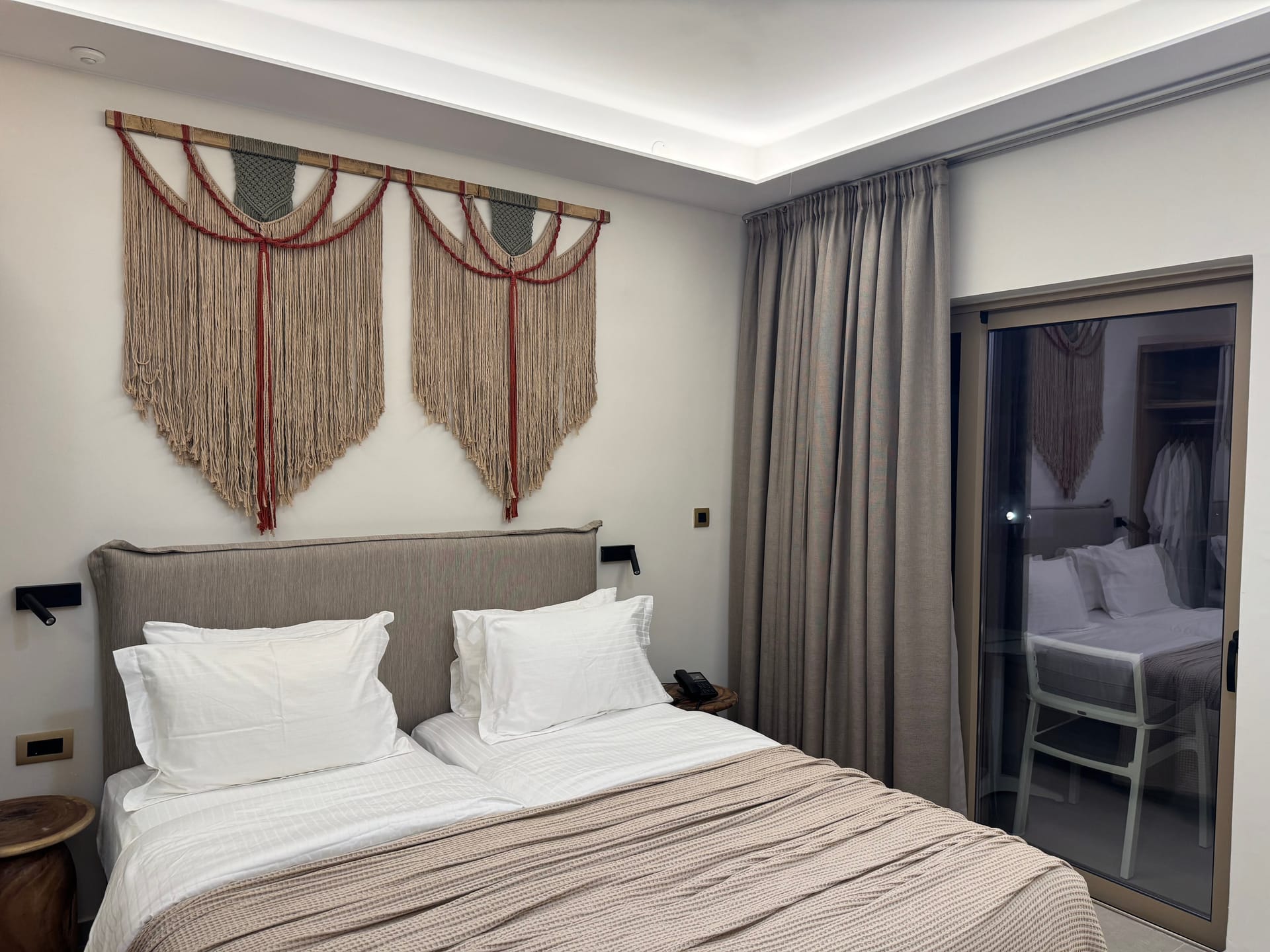 Executive Double Room with Partial Sea View