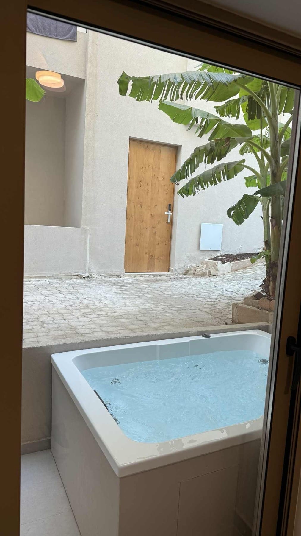 Deluxe Suite with Garden View and Outdoor Hot Tub
