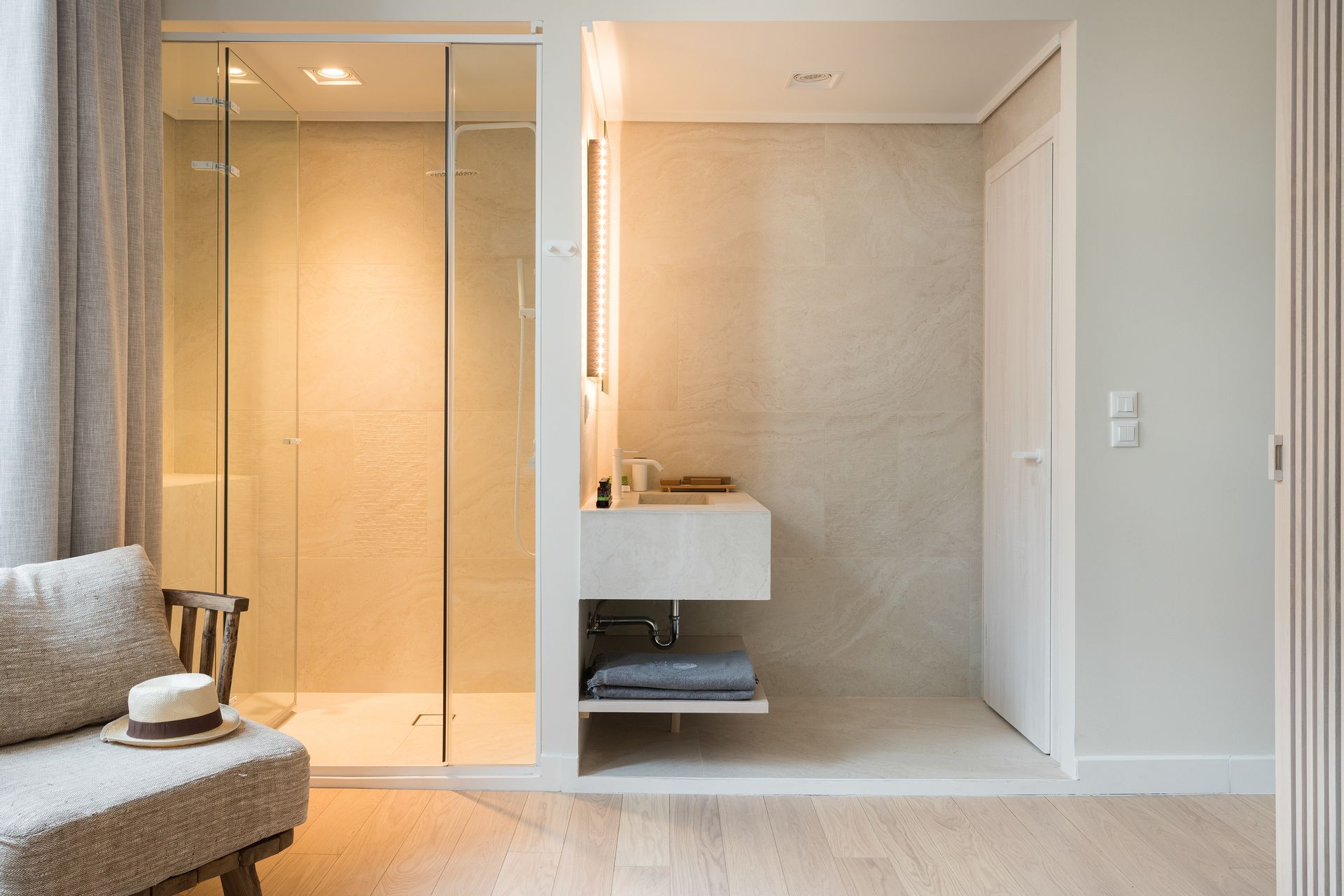 Deluxe Suite with Balcony &amp; City View