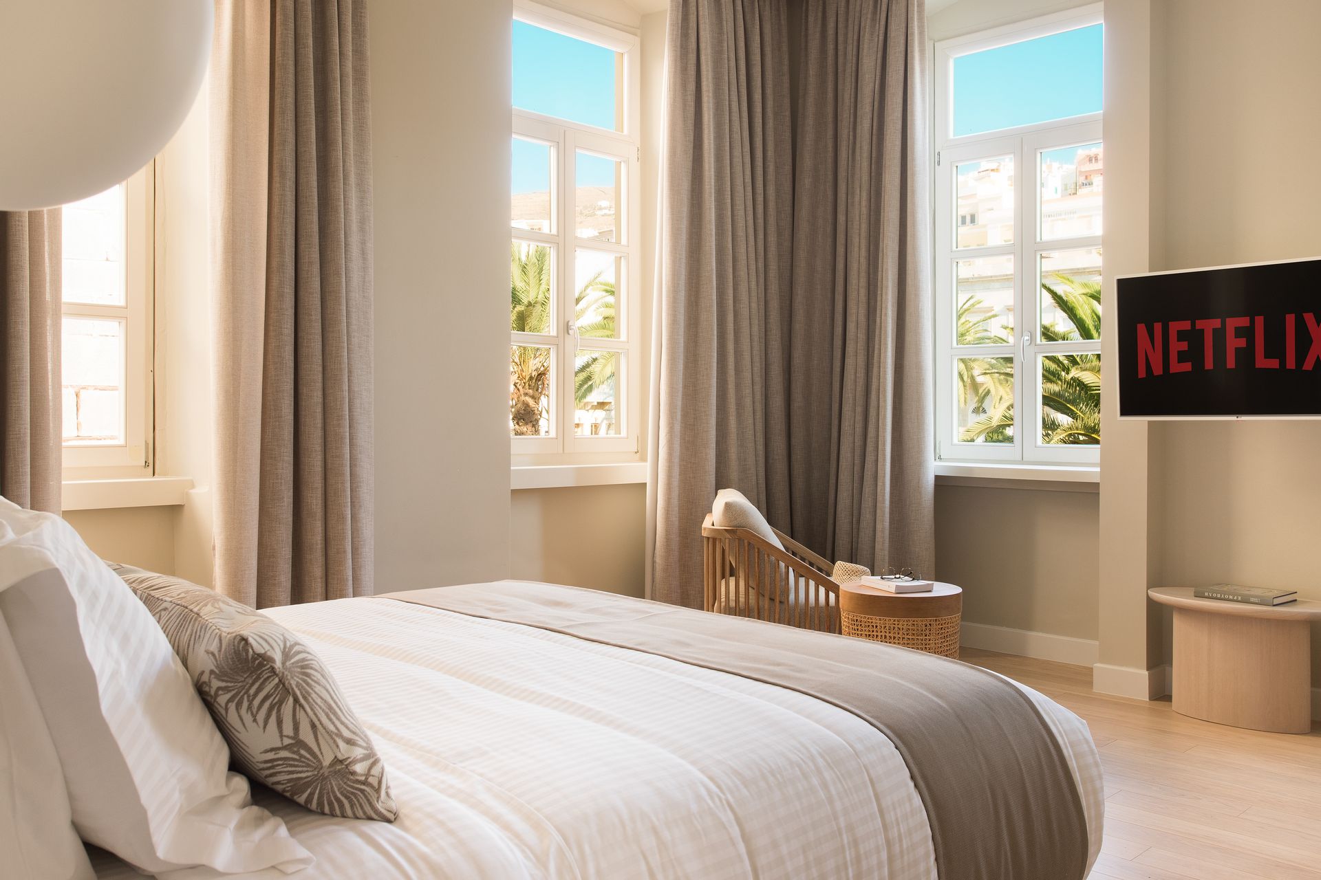 Superior Suite with City View