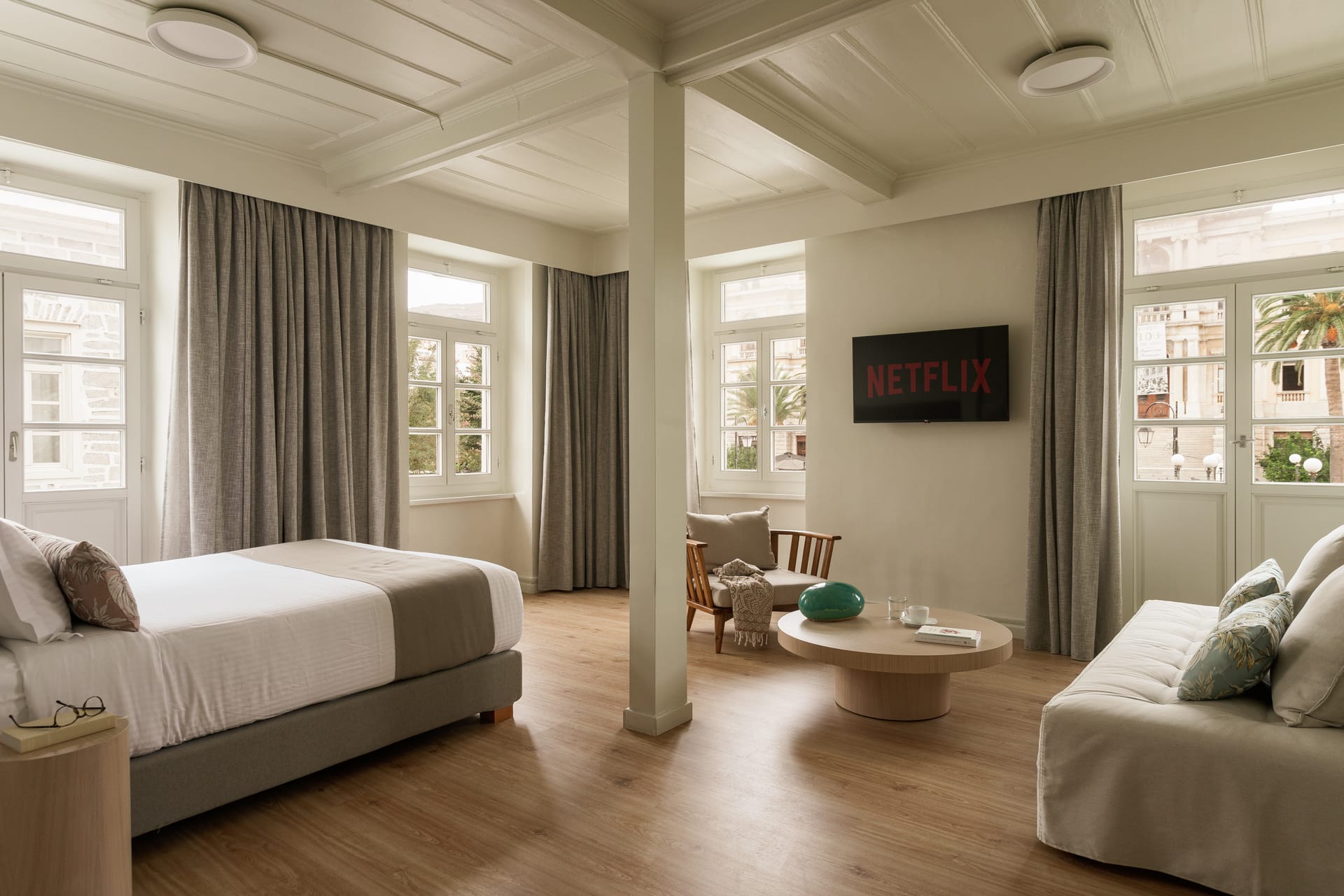 Honeymoon Suite with Balcony & City View