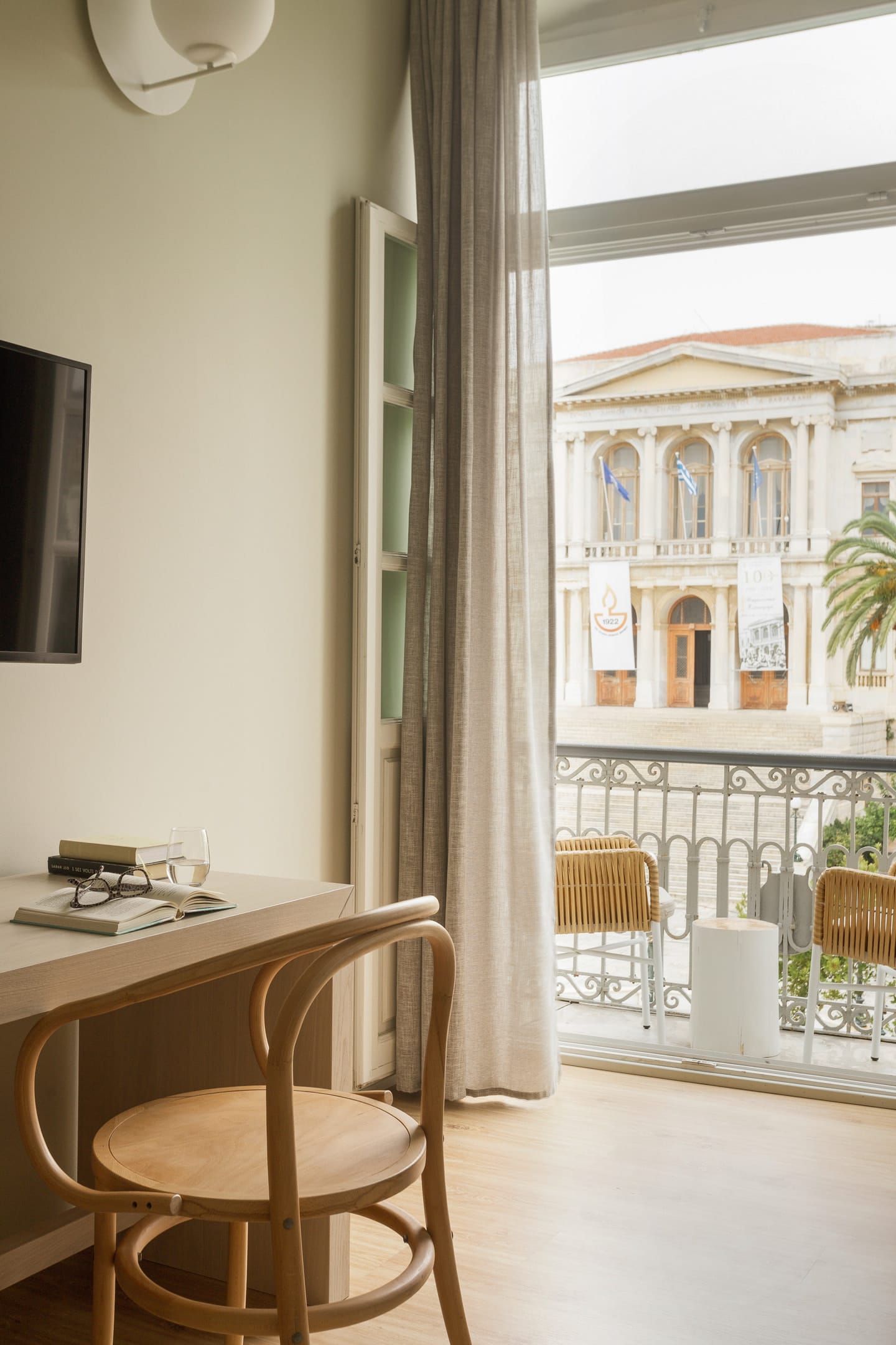 Signature Suite with Balcony & City View
