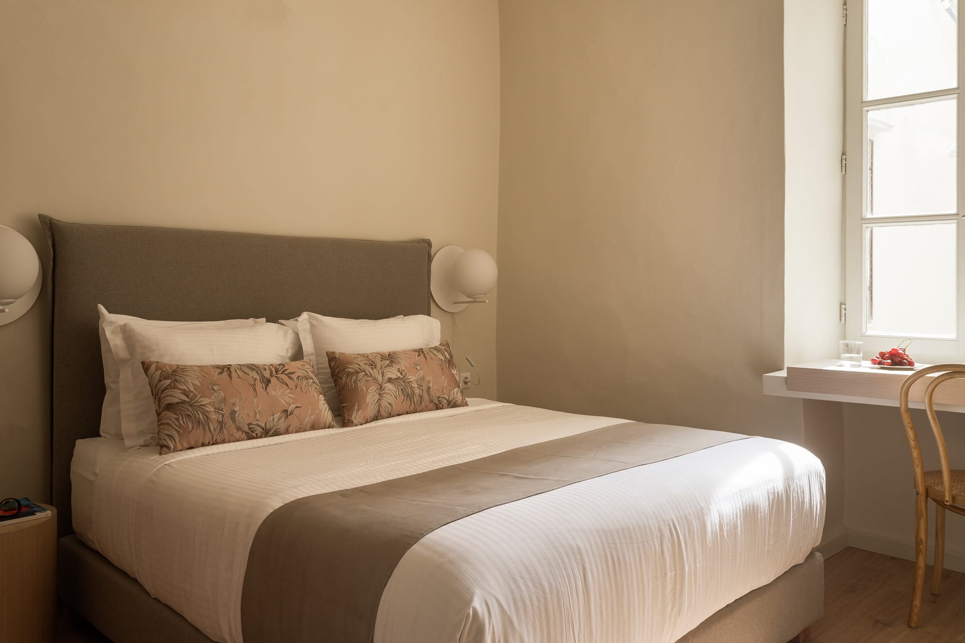 Signature Suite with Balcony & City View