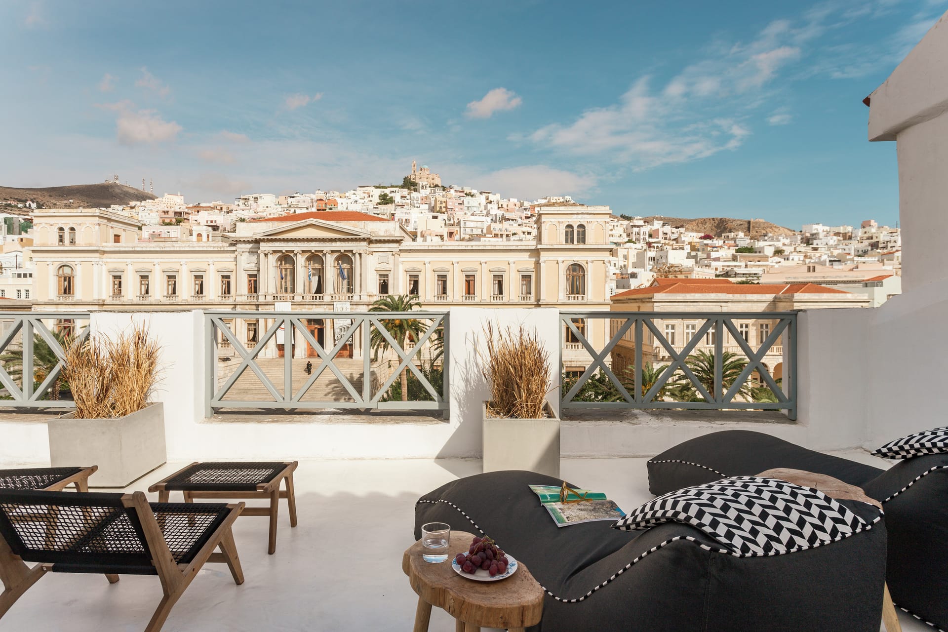 Penthouse Suite with Terrace & City View
