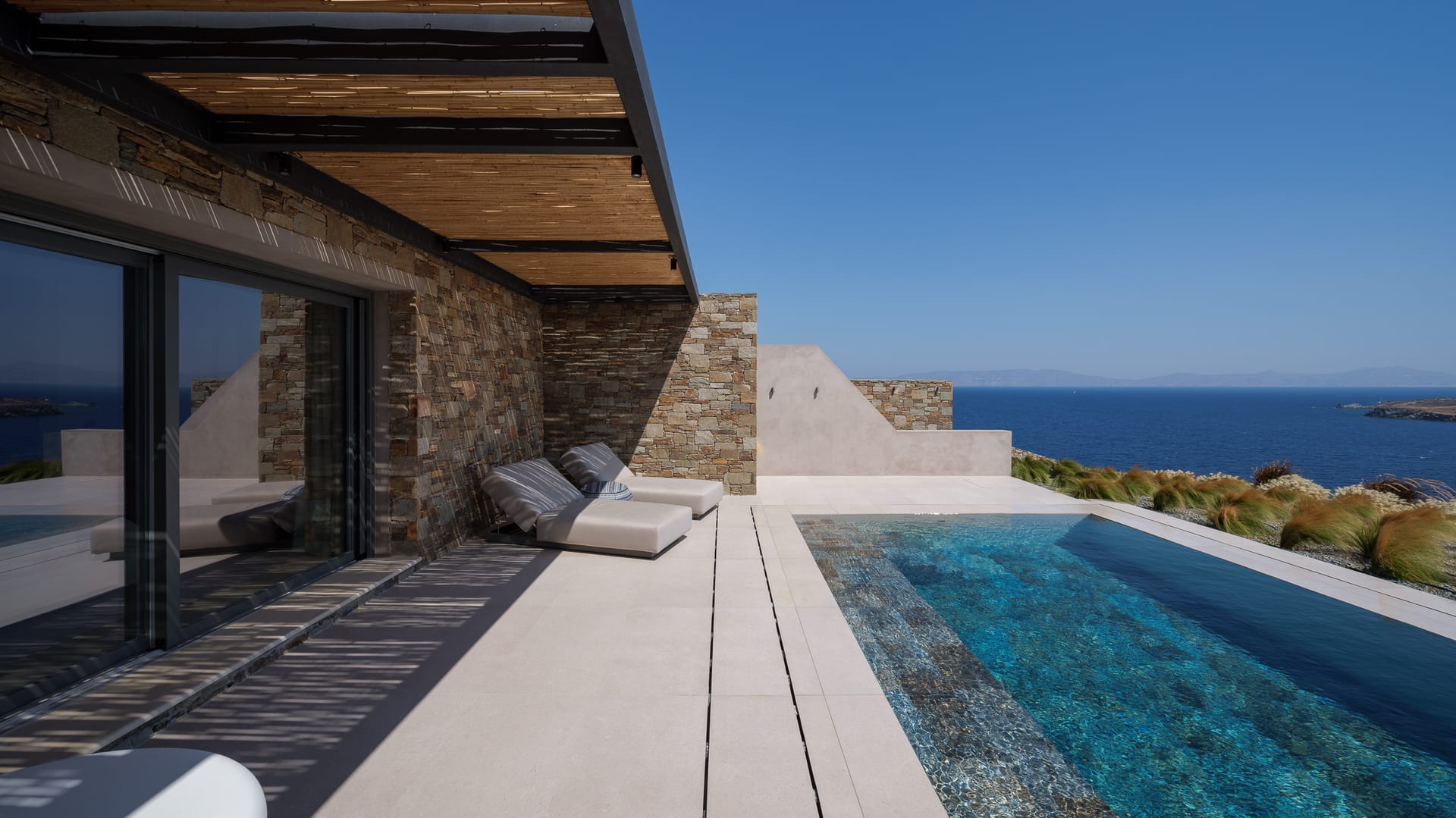 Private Pool Suite