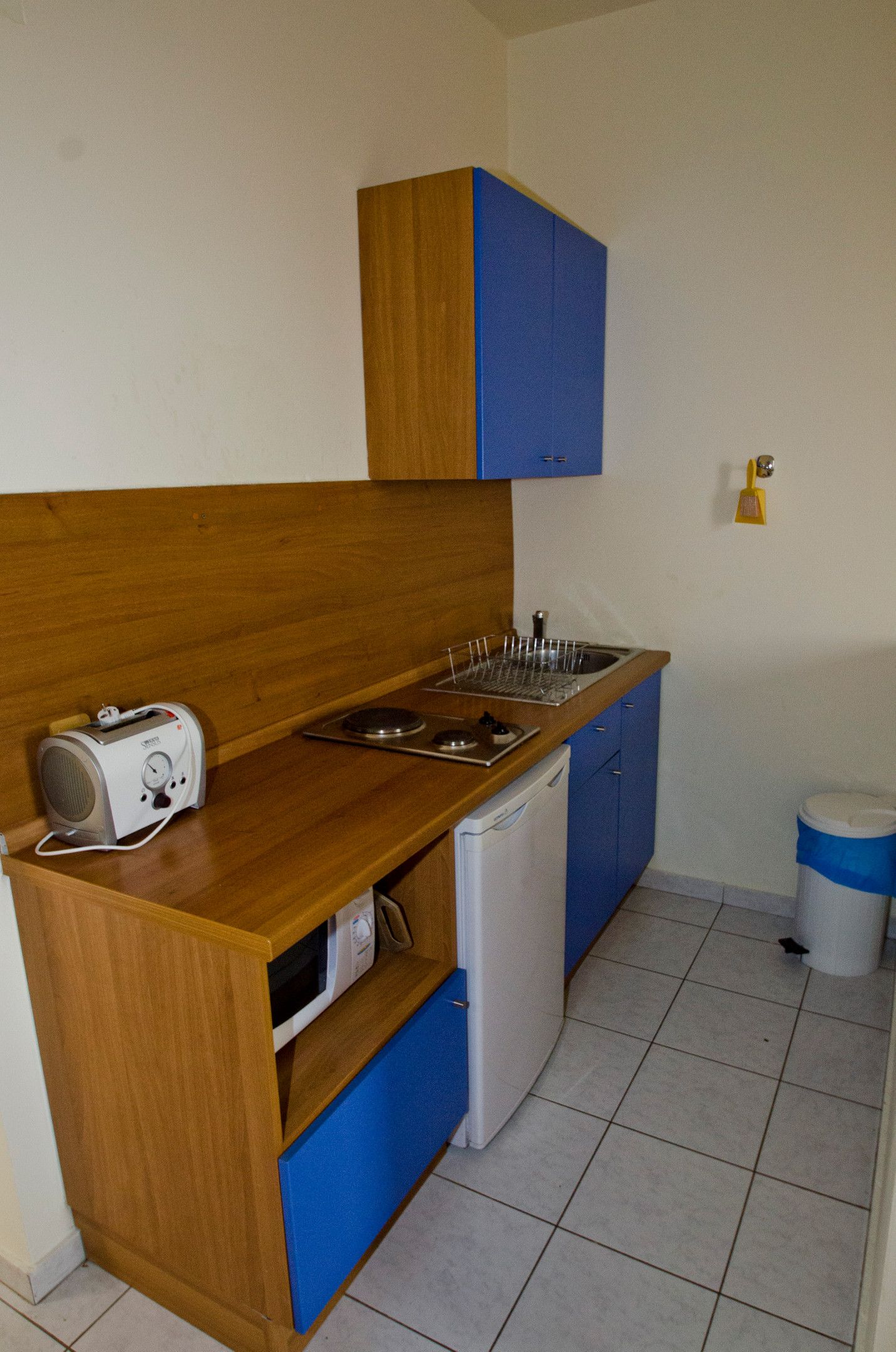 Cozy Room With Kitchenette