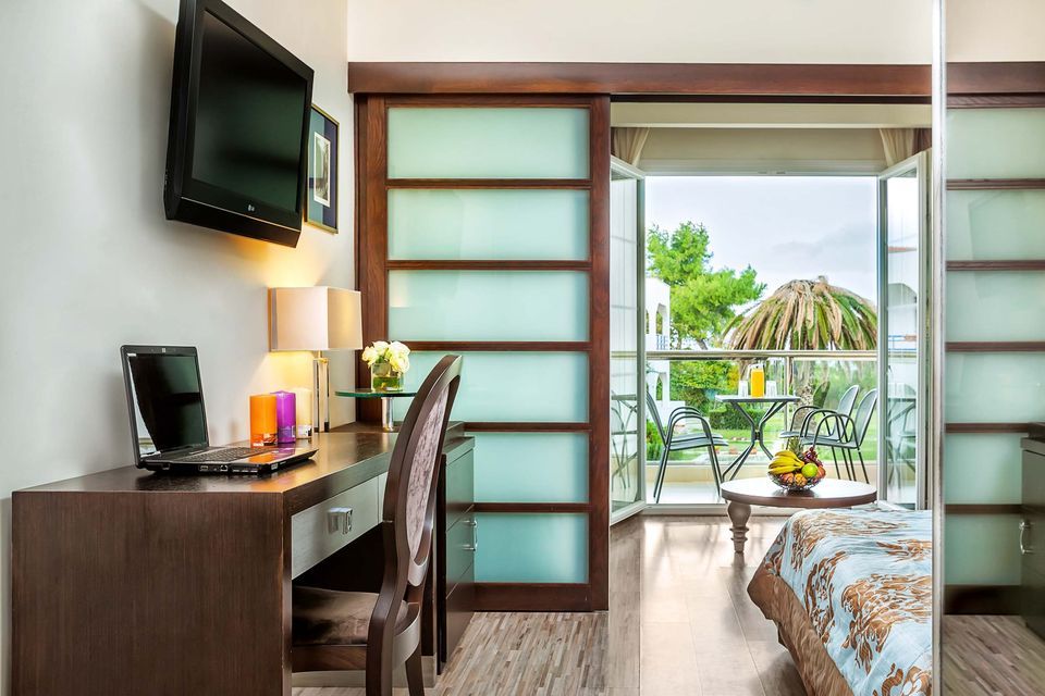 Family Room Garden View