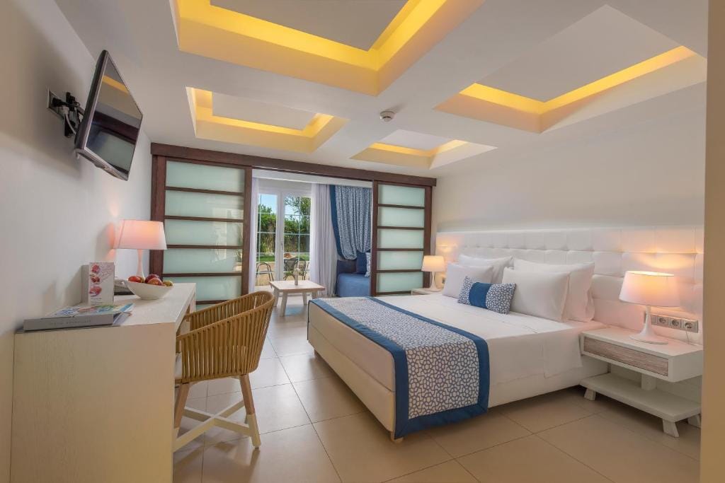 Family Room Garden View