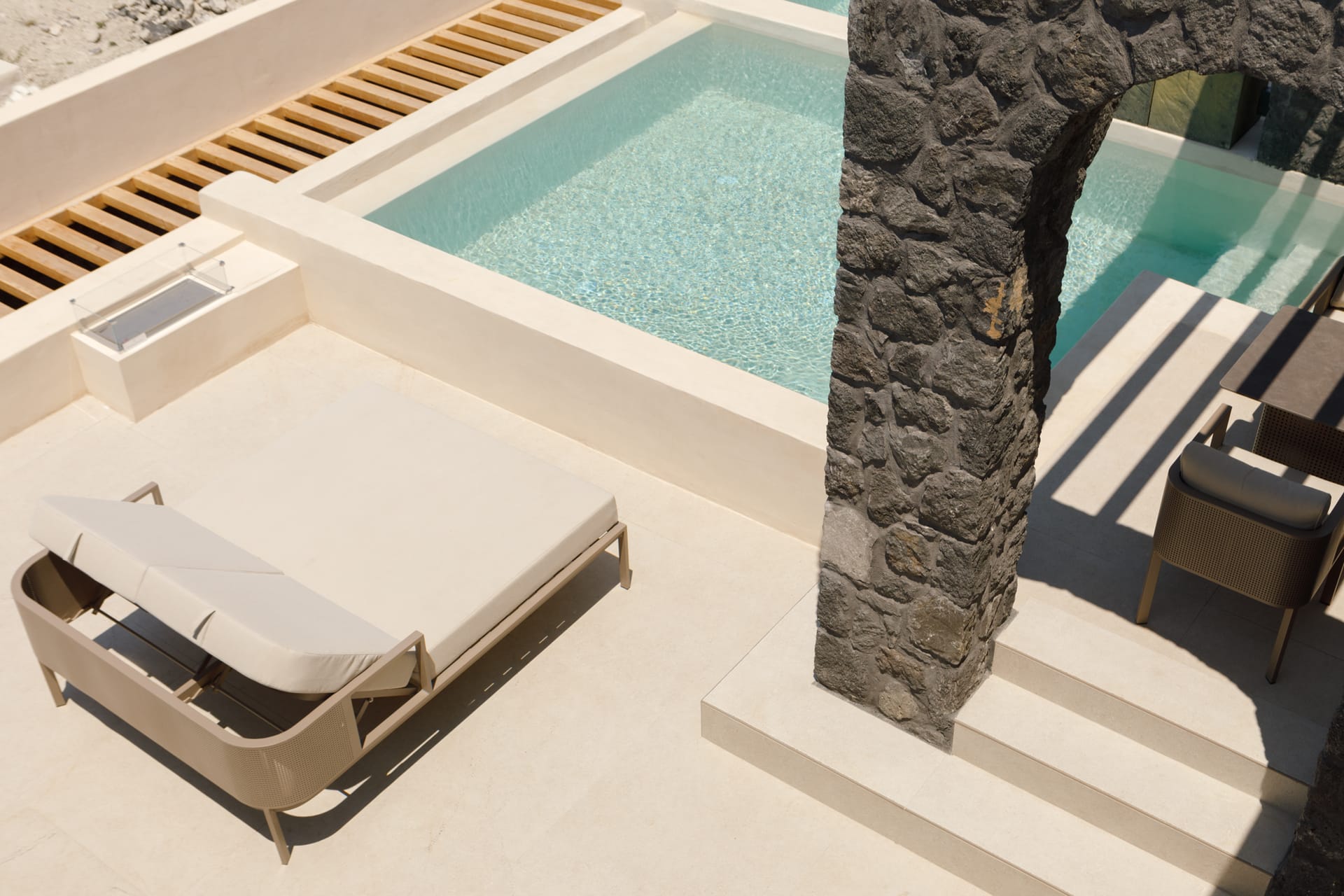 Villa Elegance with Heated Infinity Pool and Sea View