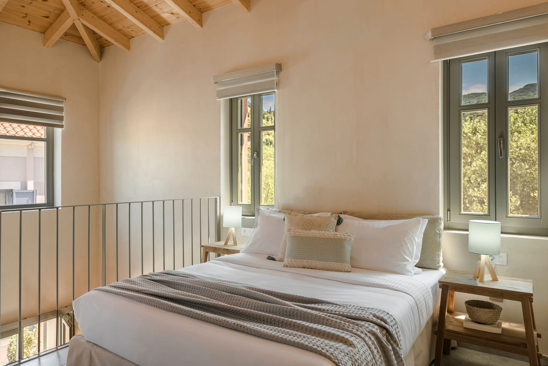 Landlord Sea Front 4 Bedroom Villa Complex