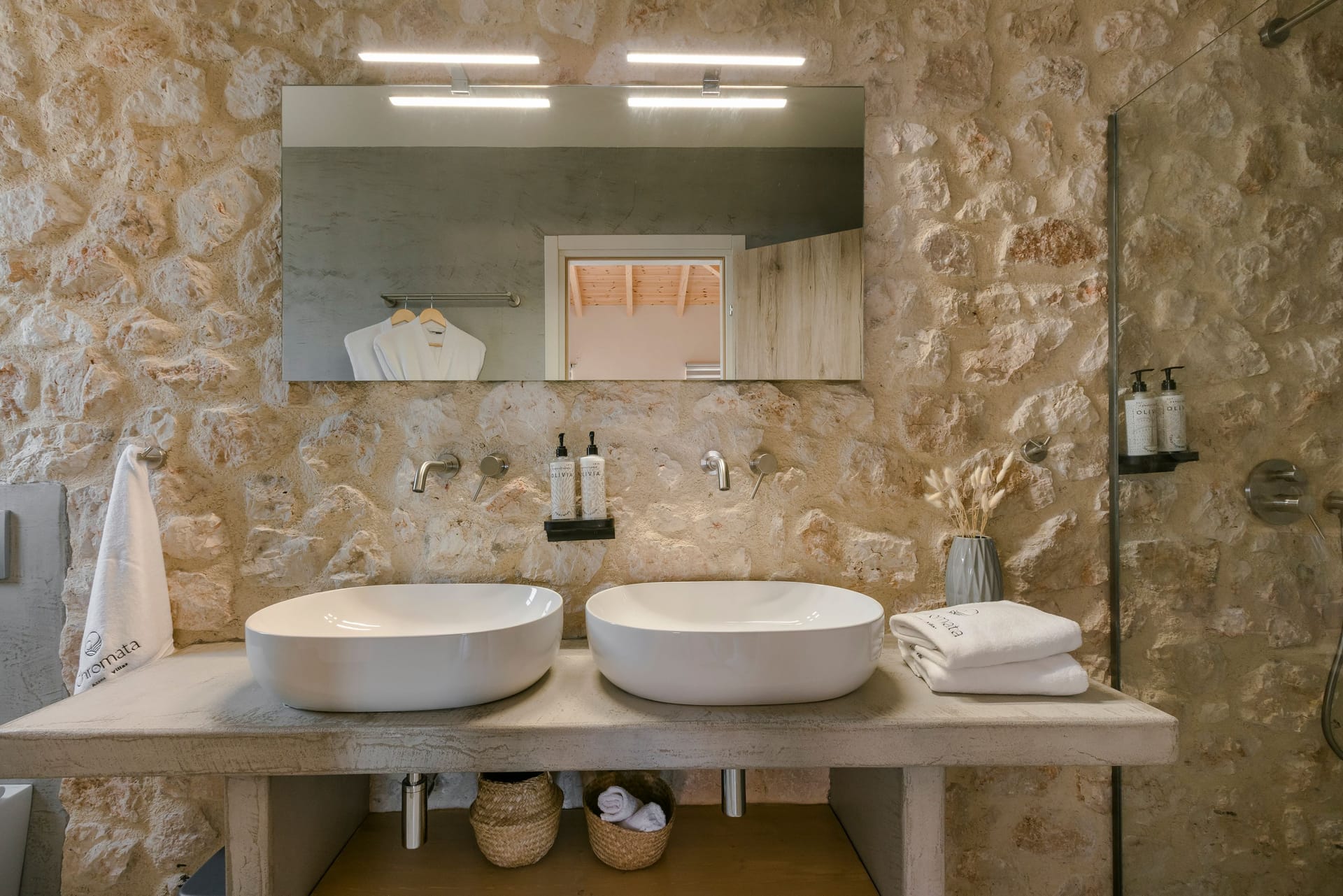 Landlord Sea Front 4 Bedroom Villa Complex