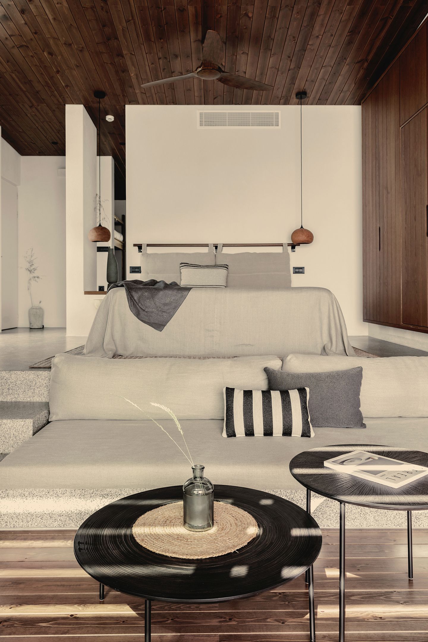 Grande Pool Suite Sea Front