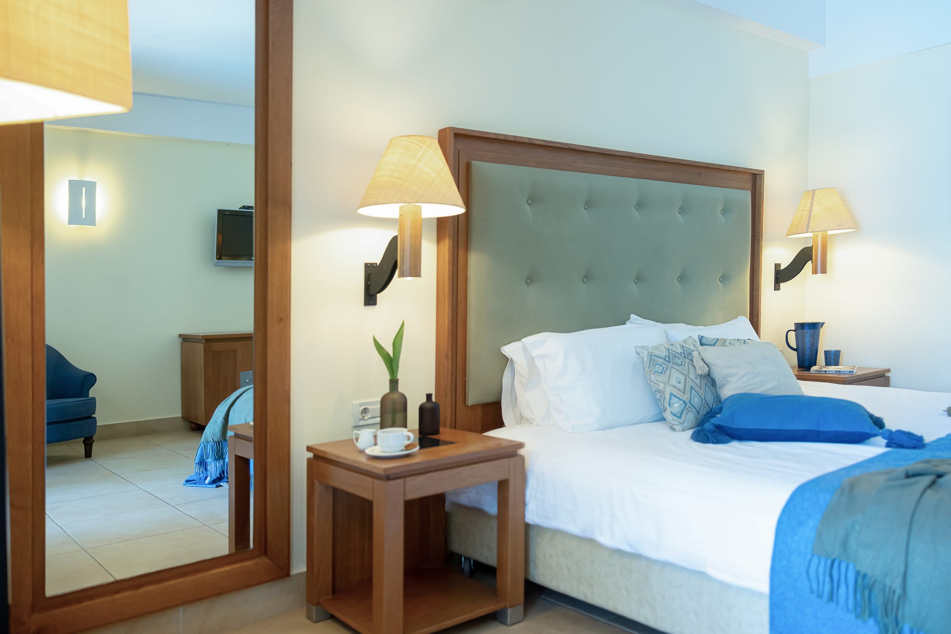 Superior Deluxe Family Room Shared Pool