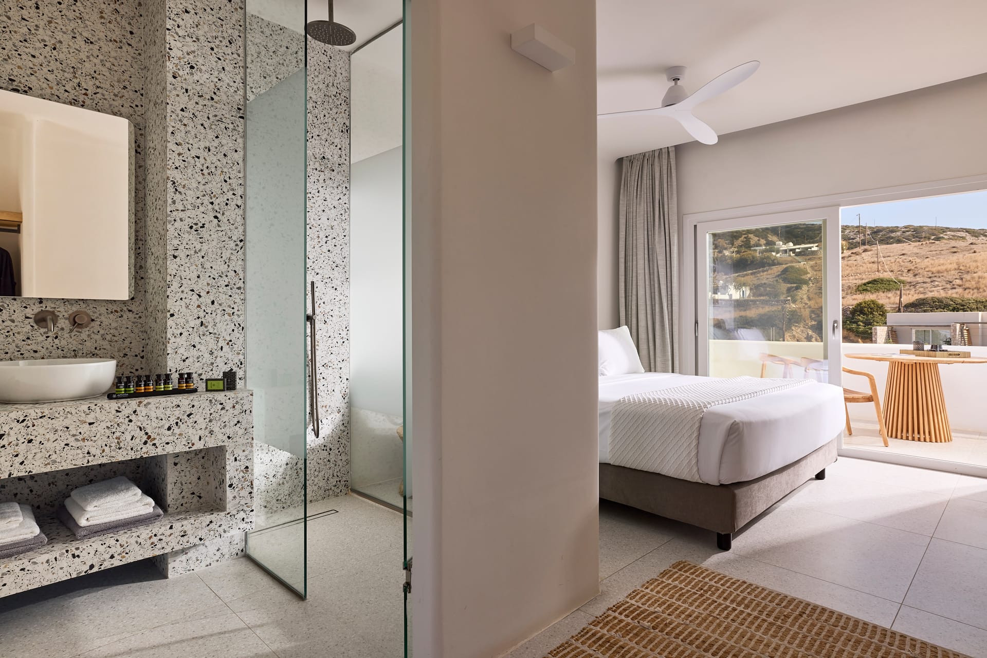 Deluxe Suite Sea View with Hot Tub