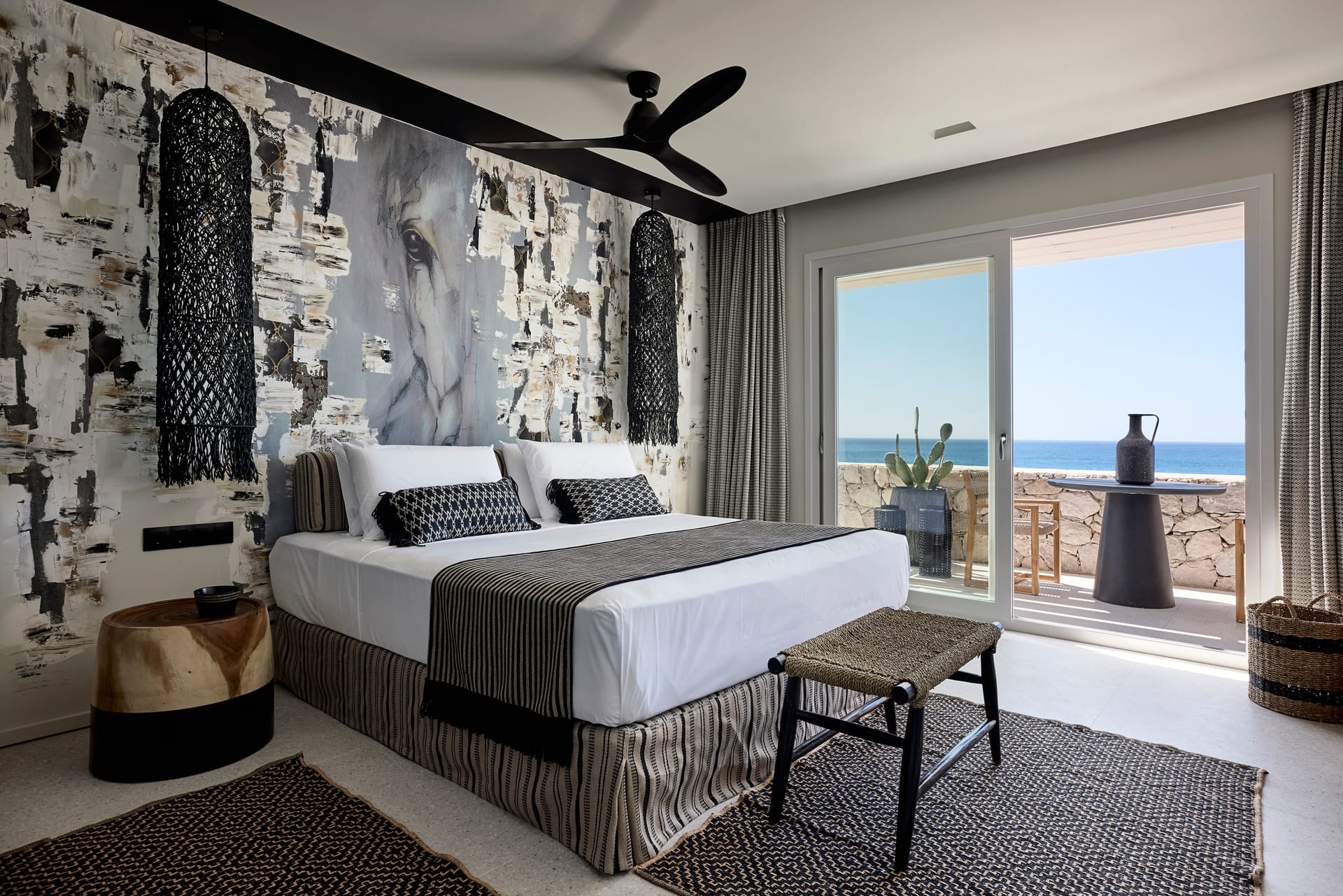 Signature Suite with Sea View