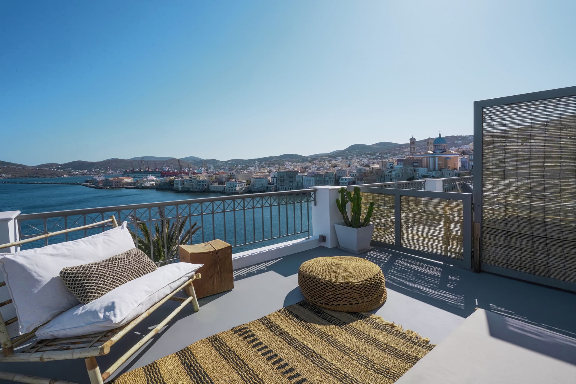 La Seniora Panoramic Suite with Sea View