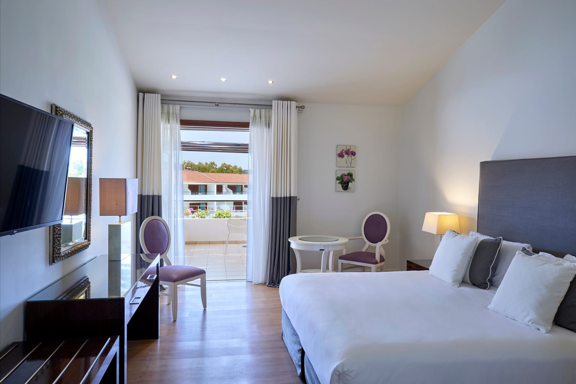 Deluxe Double Sea View Room