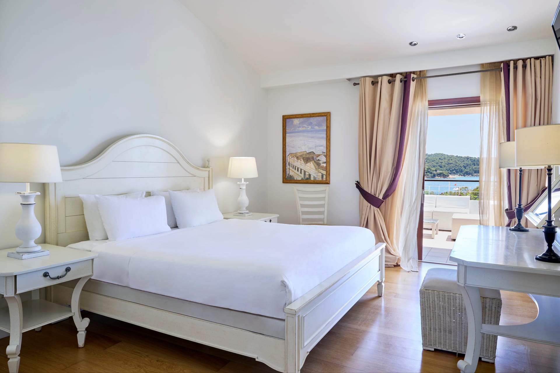 Deluxe Suite