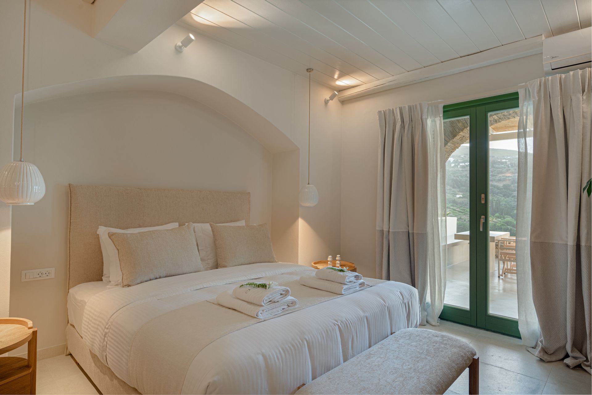 Vanda Suite