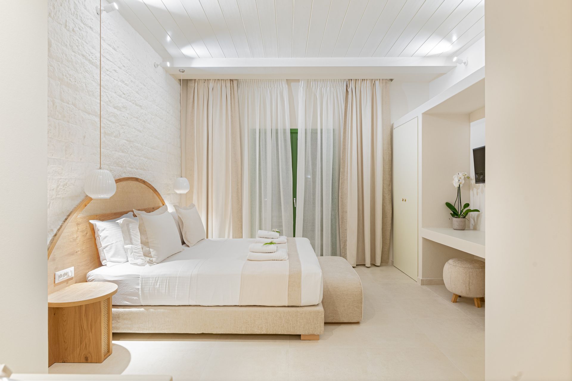Azalea Suite