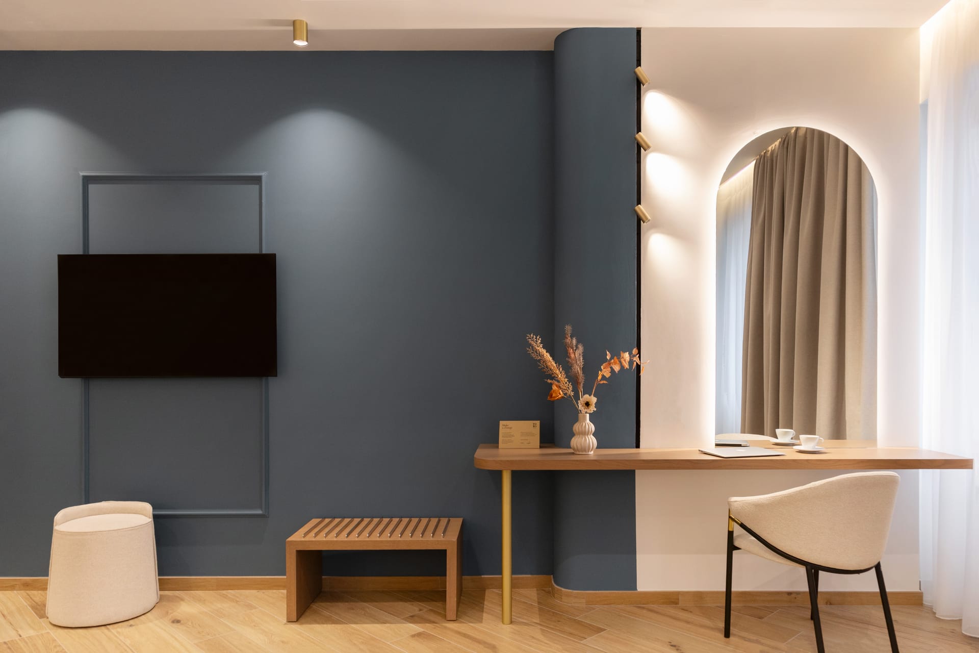 Executive Queen Room