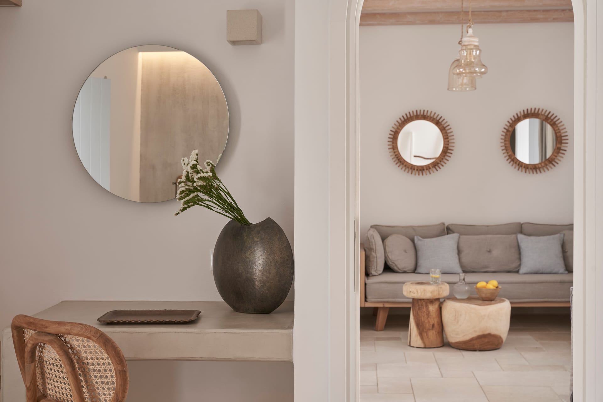 Deluxe One Bedroom Suite With View and Jacuzzi