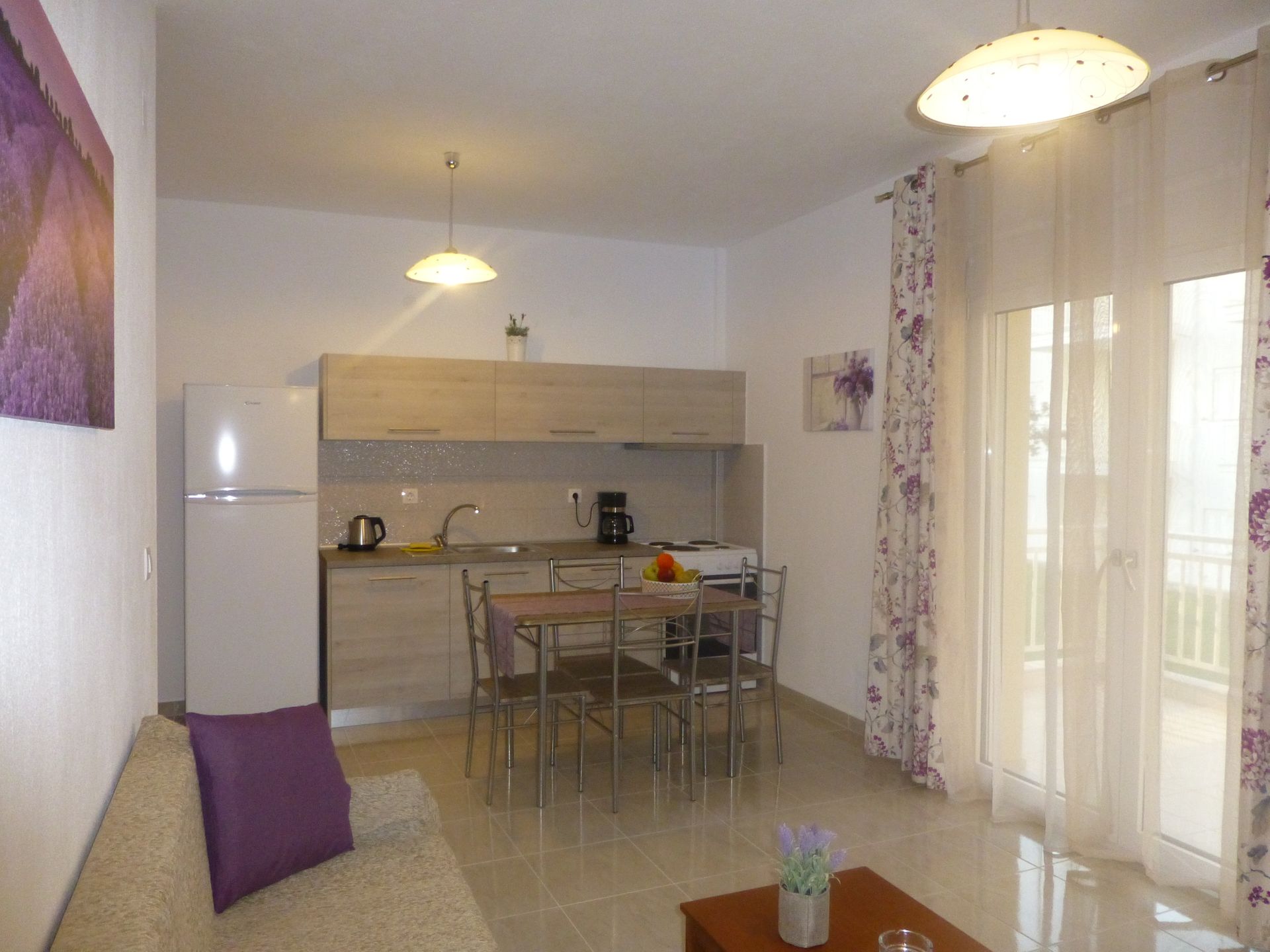 Superior One Bedroom Apartment [2]